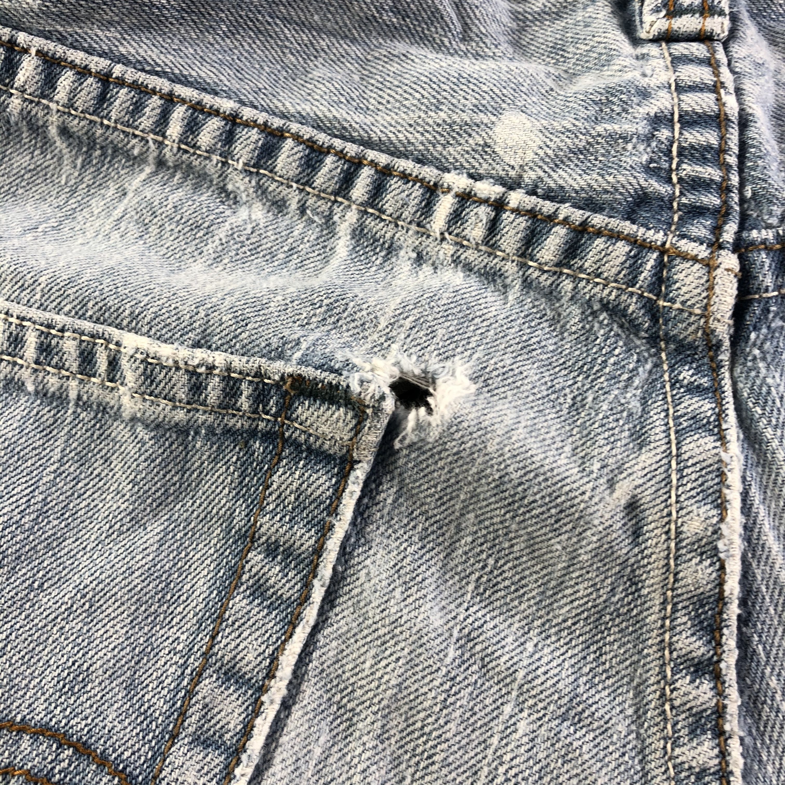 Levi's Vintage Light Wash Levis 569 Jeans-J3276 Size US 31 - 9 Thumbnail