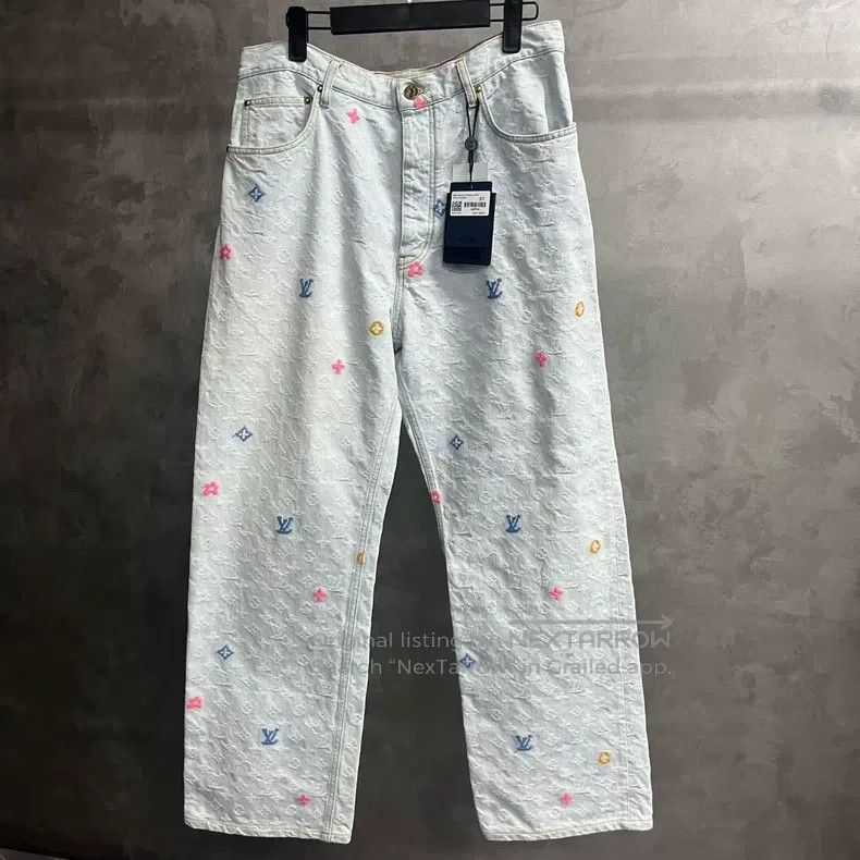 Louis Vuitton Louis Vuitton 24 Blue Logo monogrammed button pocket jeans Size US 31 - 1 Thumbnail