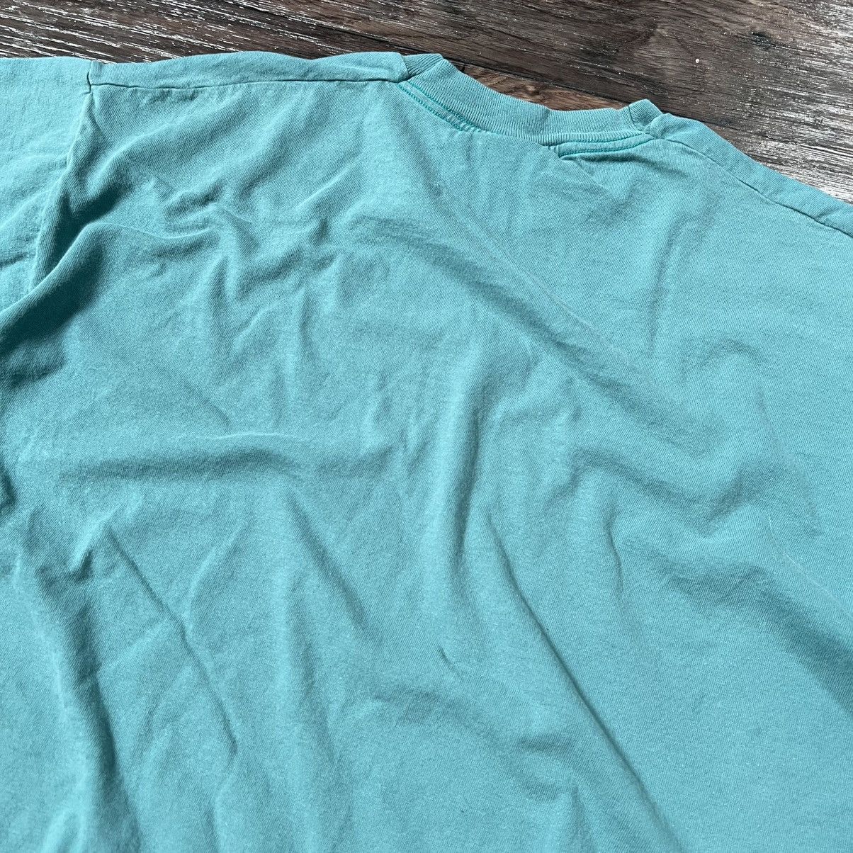 Fruit Of The Loom Vintage blank 1990s sun faded fruit of the loom boxy T-shirt Size US XL / EU 56 / 4 - 6 Thumbnail