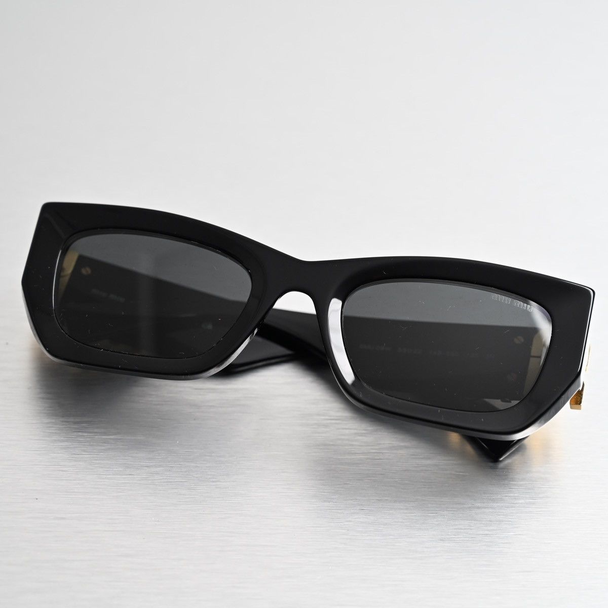 Miu Miu MIU MIU 0MU 09WS SUNGLASSES Size ONE SIZE - 8 Thumbnail