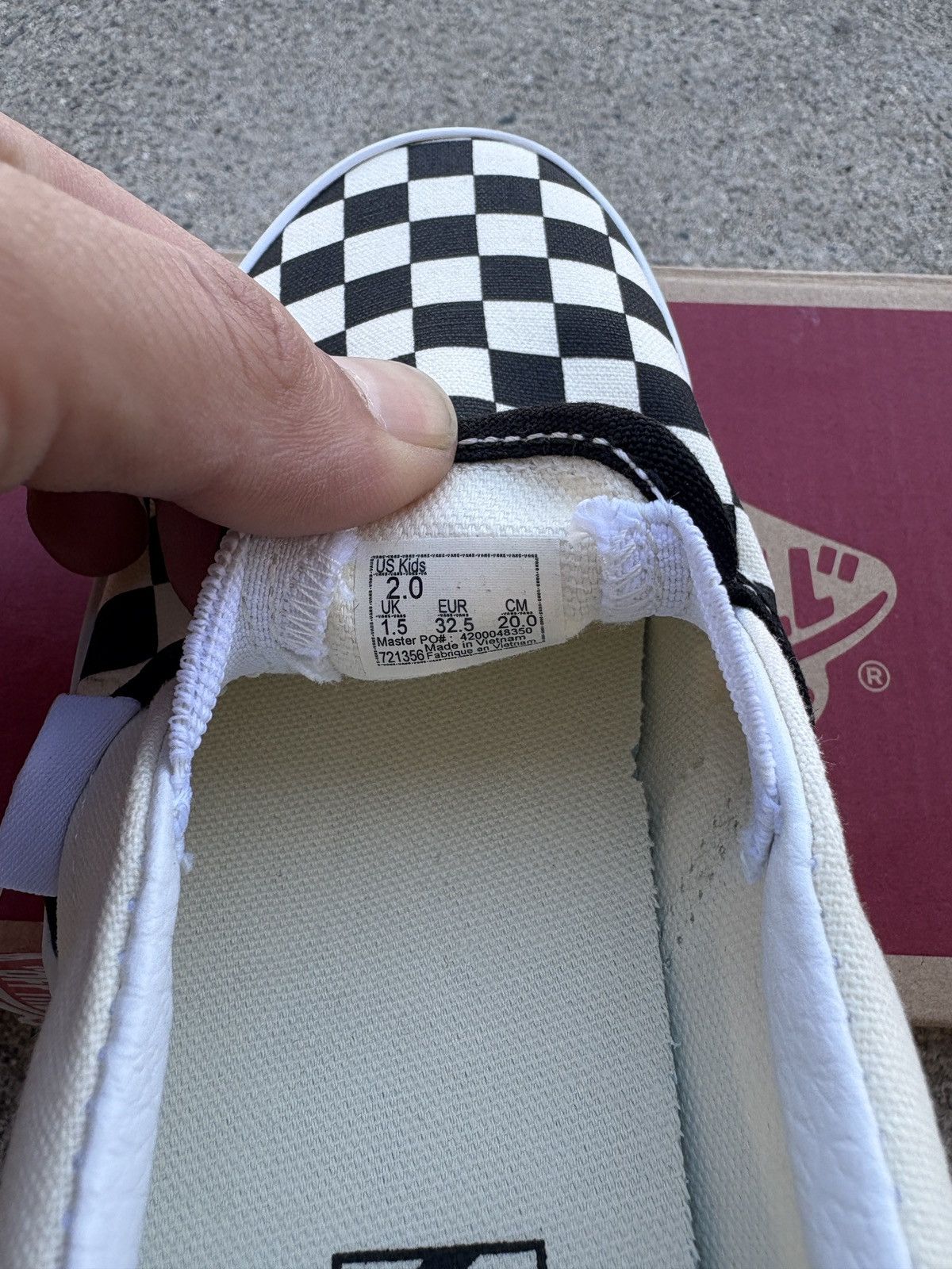 Vans DS Vans Classic Slip-On Checkerboard (PS) Size 2 UY Size US 4 / IT 34 - 4 Thumbnail