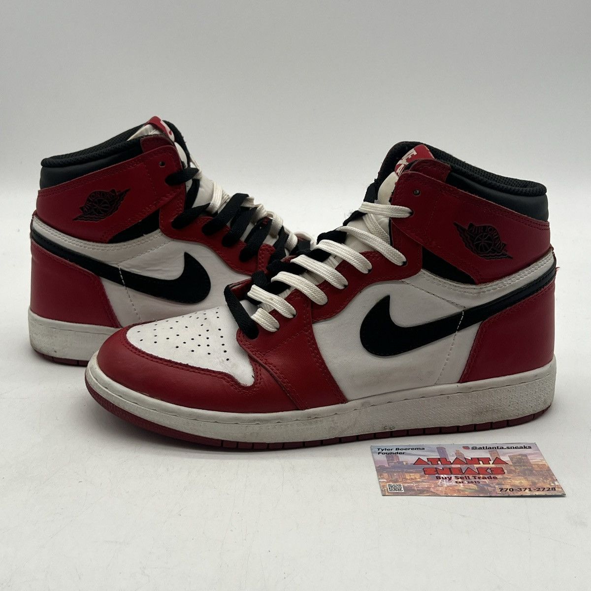 Nike Air Jordan 1 high Chicago Size US 7 / EU 40 - 1 Thumbnail