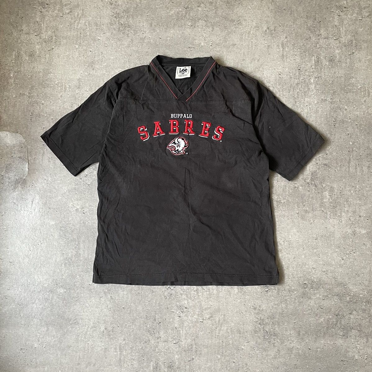 Lee × NHL × Vintage Vintage Lee Sports Buffalo Sabers T-Shirt Size US L / EU 52-54 / 3 - 1 Thumbnail