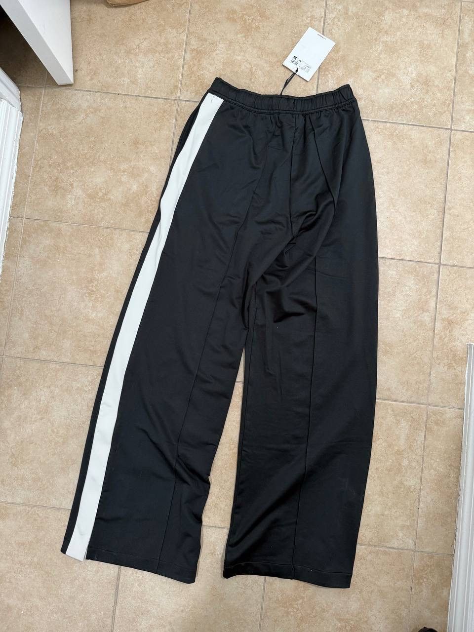 J.Lindeberg J.Lindeberg Fabiana Track Pants Black/White RRP:$175 Size 24" / US 00 / IT 34 - 5 Thumbnail