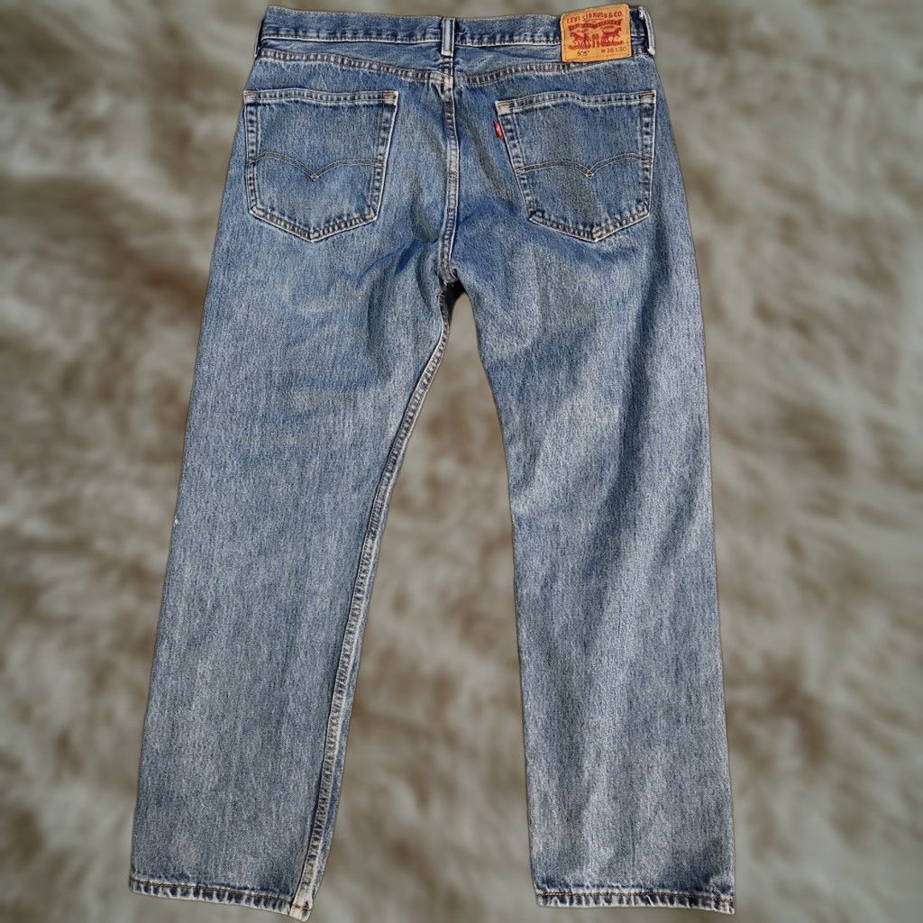 Levi's Levi's 505 Jeans 36x30 Blue Light Wash Straight Regular Denim Mens Regular Fit Pocket 5-Color Blue Size US 36 / EU 52 - 1 Thumbnail