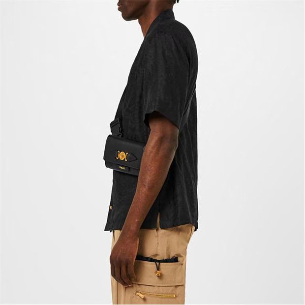 Versace o1g2r1mq0824 Barocco Silhouette Shirts in Black Size US M / EU 48-50 / 2 - 4 Thumbnail