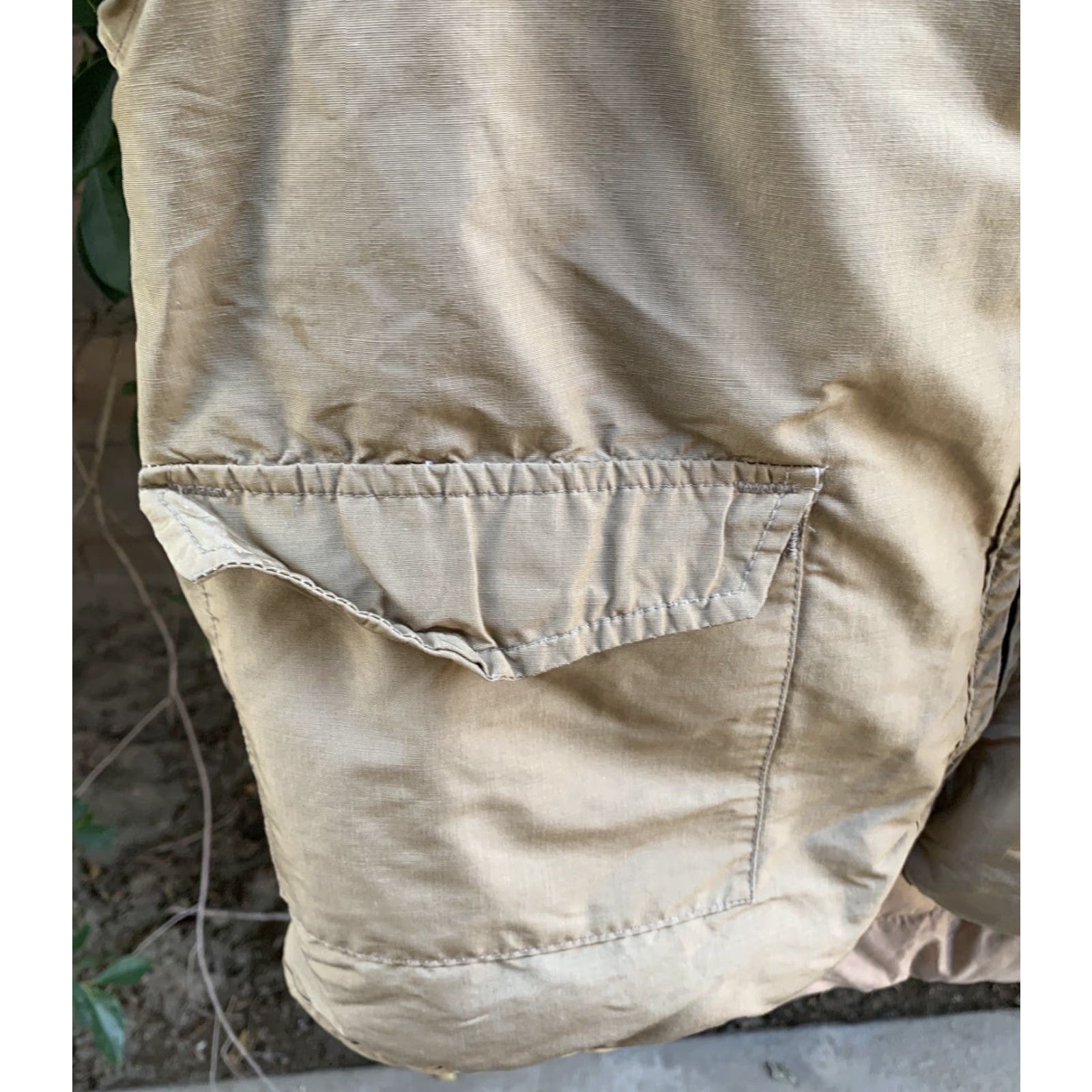 Rails VINTAGE Western Trails Bend Oregon Puffer Vest Cowboy Down Camping Maybe Size L Beige Nylon Rockabilly Casual Mens Size US L / EU 52-54 / 3 - 7 Thumbnail