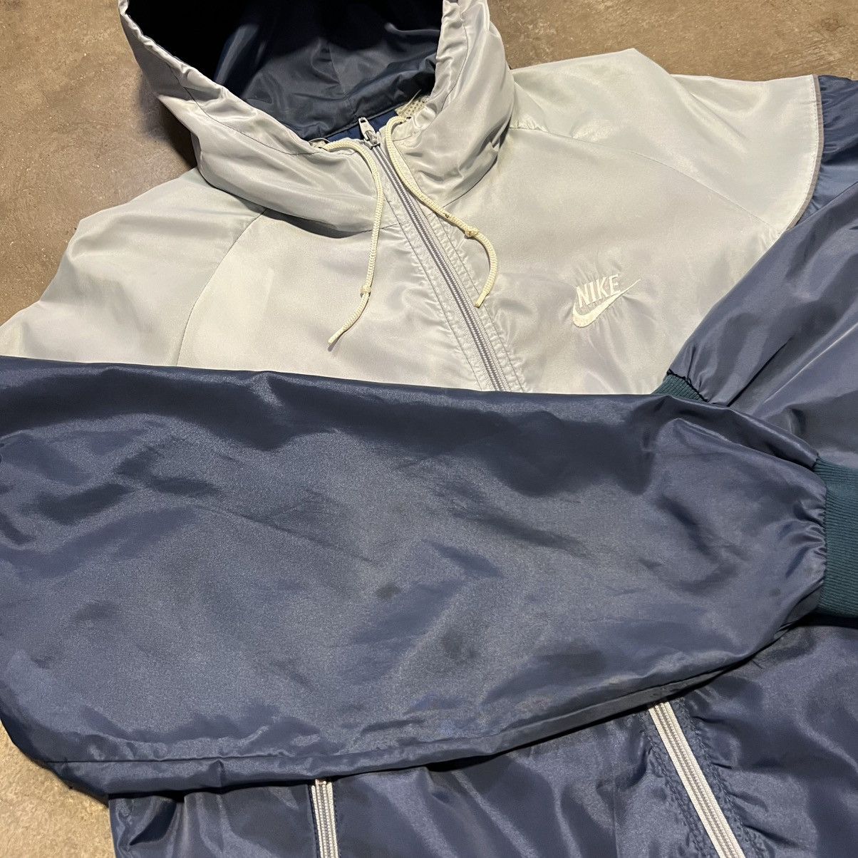 Nike Vintage 80s Nike Windbreaker Track Jacket Lightweight Logo Size US L / EU 52-54 / 3 - 6 Thumbnail