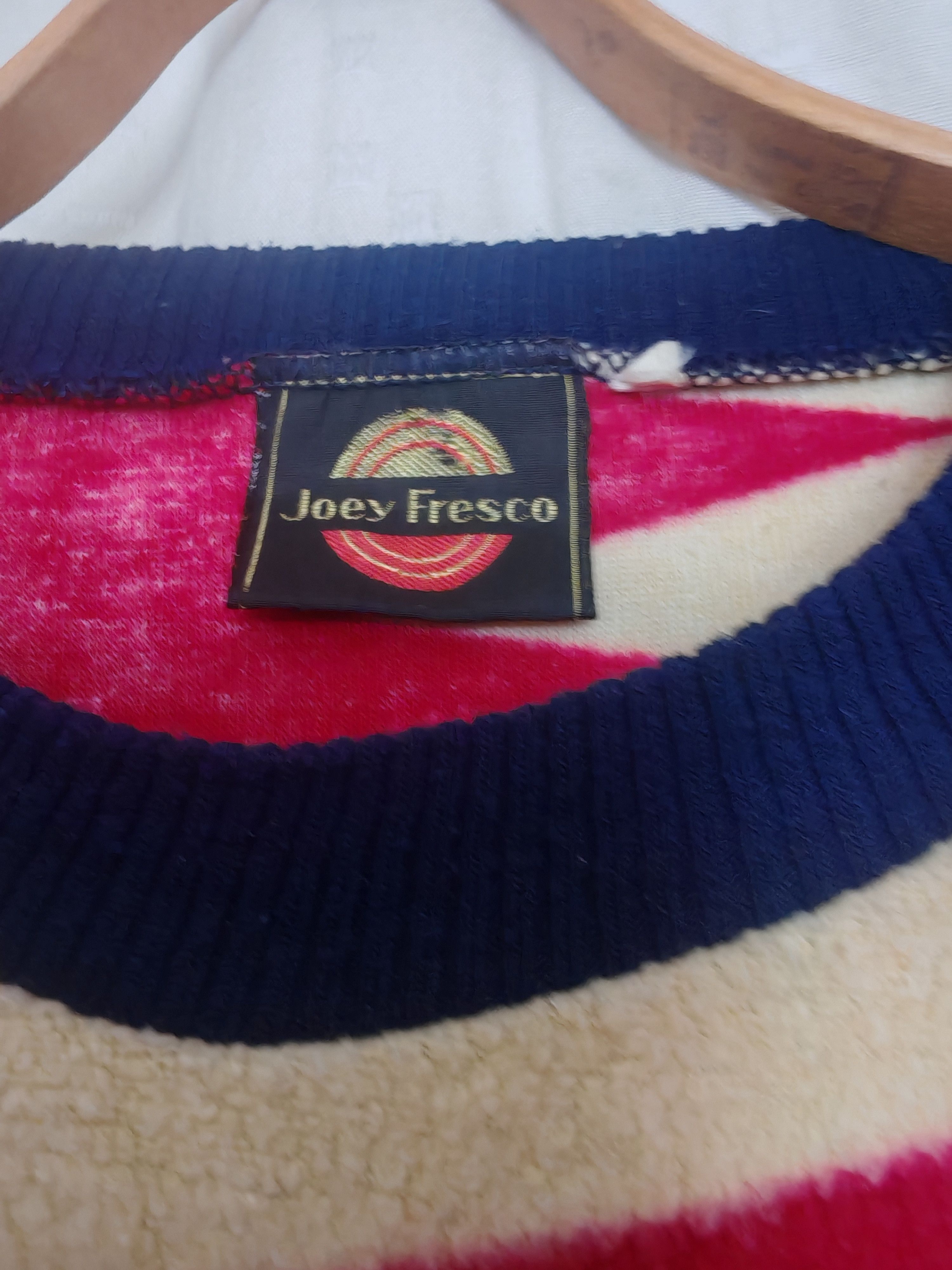 Vintage Vintage 80s Joey Fresco Unisex Sweater Zigzag Print size L Size US L / EU 52-54 / 3 - 4 Thumbnail