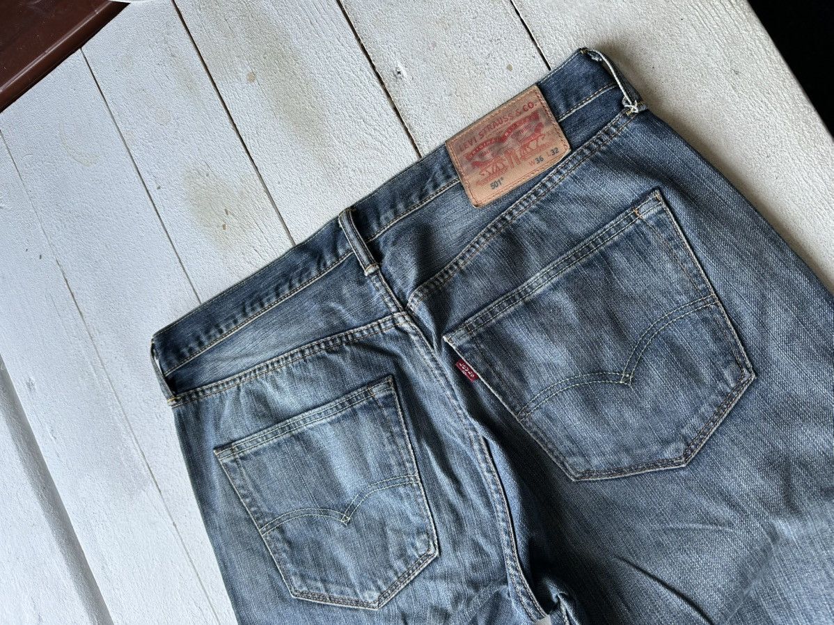 Levi's × Vintage 🚨Vintage 90s Levis Jeans 501 LEGEND y2k Light Wash Denim Size US 36 / EU 52 - 6 Thumbnail
