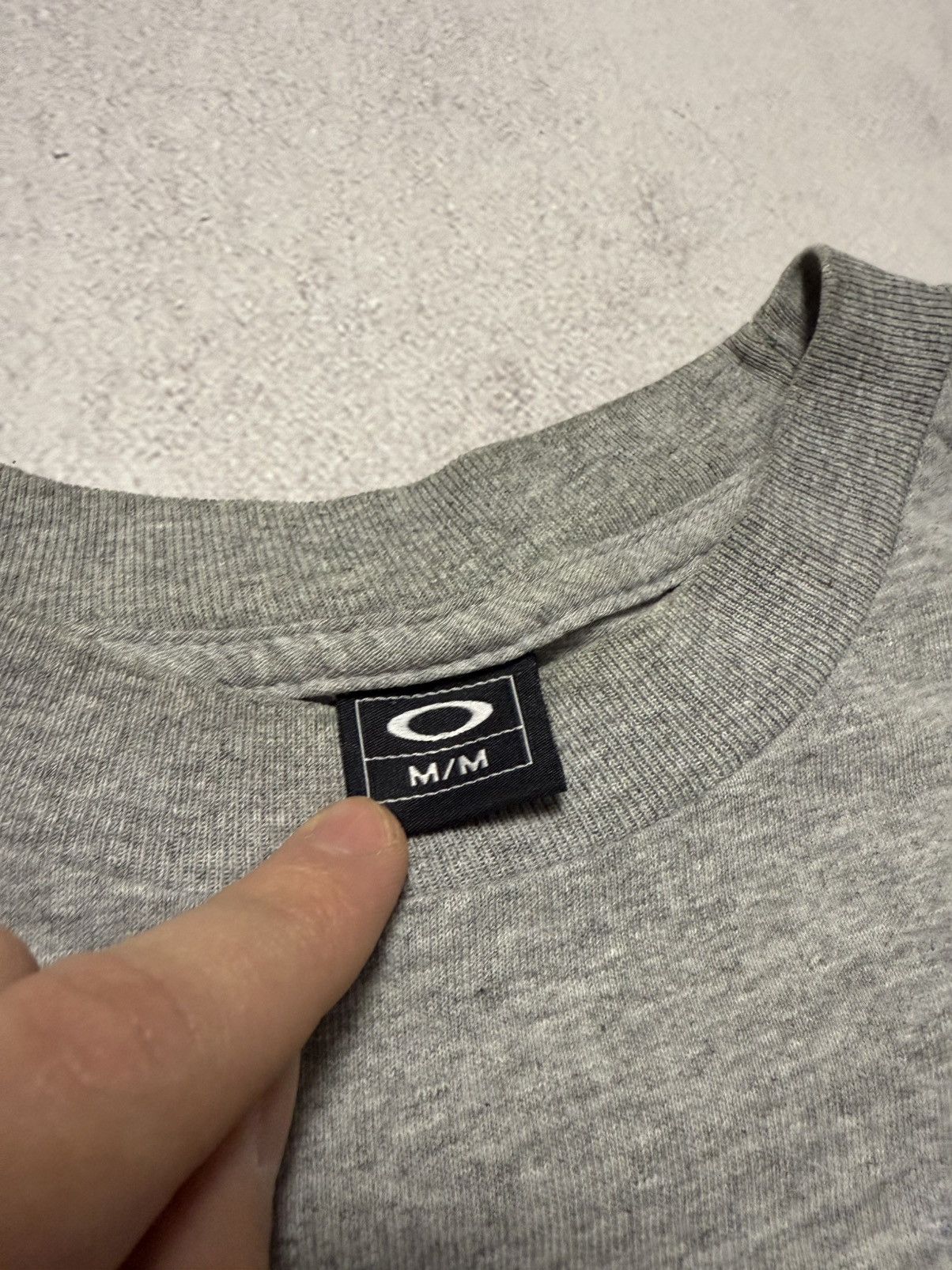 Oakley × Vintage Vintage Oakley T Shirt Big Logo Y2K 90s Size US M / EU 48-50 / 2 - 4 Thumbnail