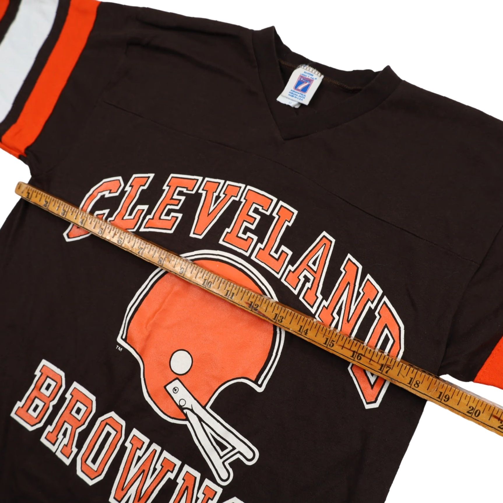 Vintage VINTAGE Cleveland Browns T-Shirt Logo 7 Mens Medium Brown Graphic Shirt Size US M / EU 48-50 / 2 - 6 Thumbnail