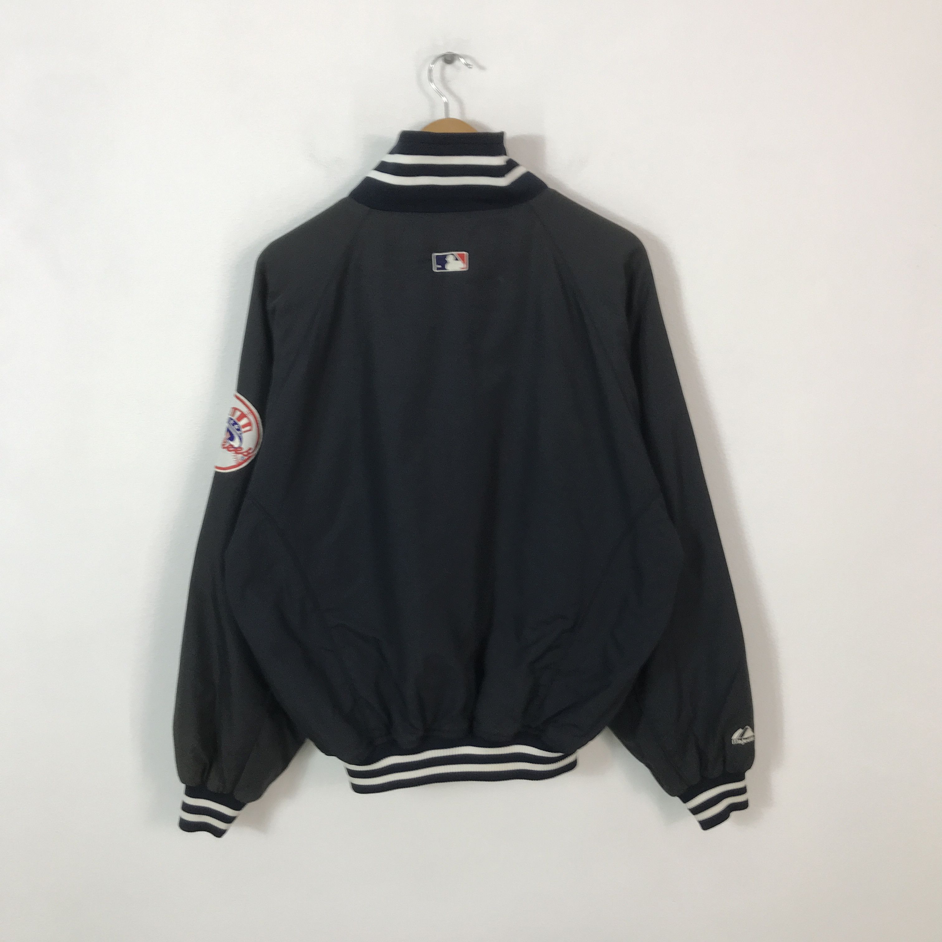 New York Yankees Vintage New York Yankees Sun Faded jacket Size US M / EU 48-50 / 2 - 2 Thumbnail
