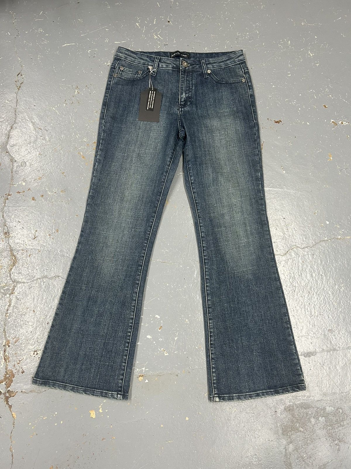 Japanese Brand × Vintage Crazy Vintage Essential Y2K Gasoline Flair Lowrise Jeans Size 32" / US 10 / IT 46 - 1 Thumbnail