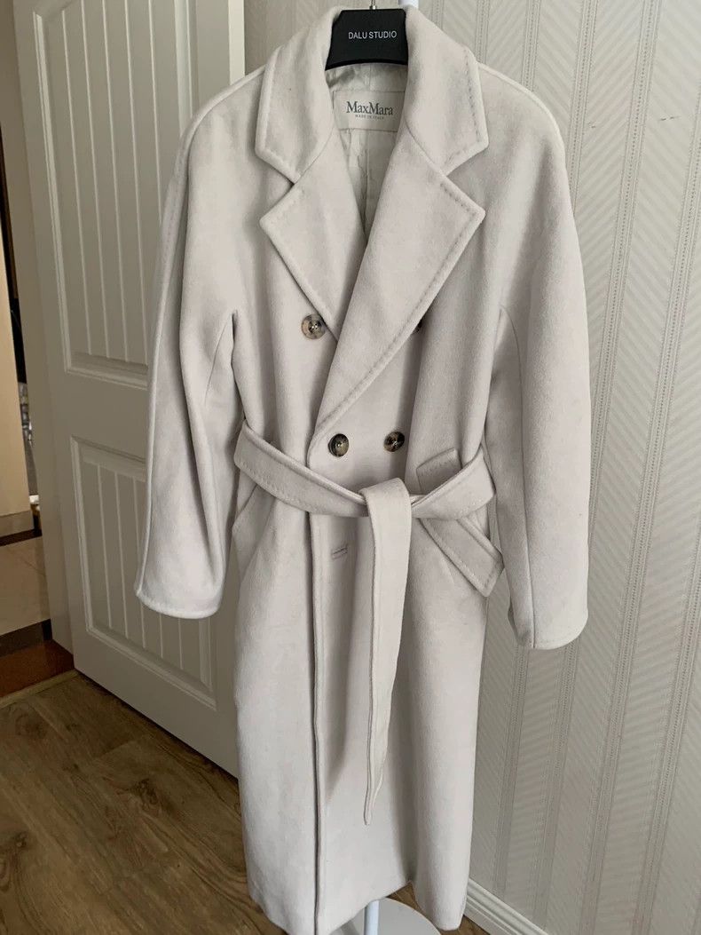 Max Mara Max Mara 101801 Coat, Glacier White Size S / US 4 / IT 40 - 1 Thumbnail