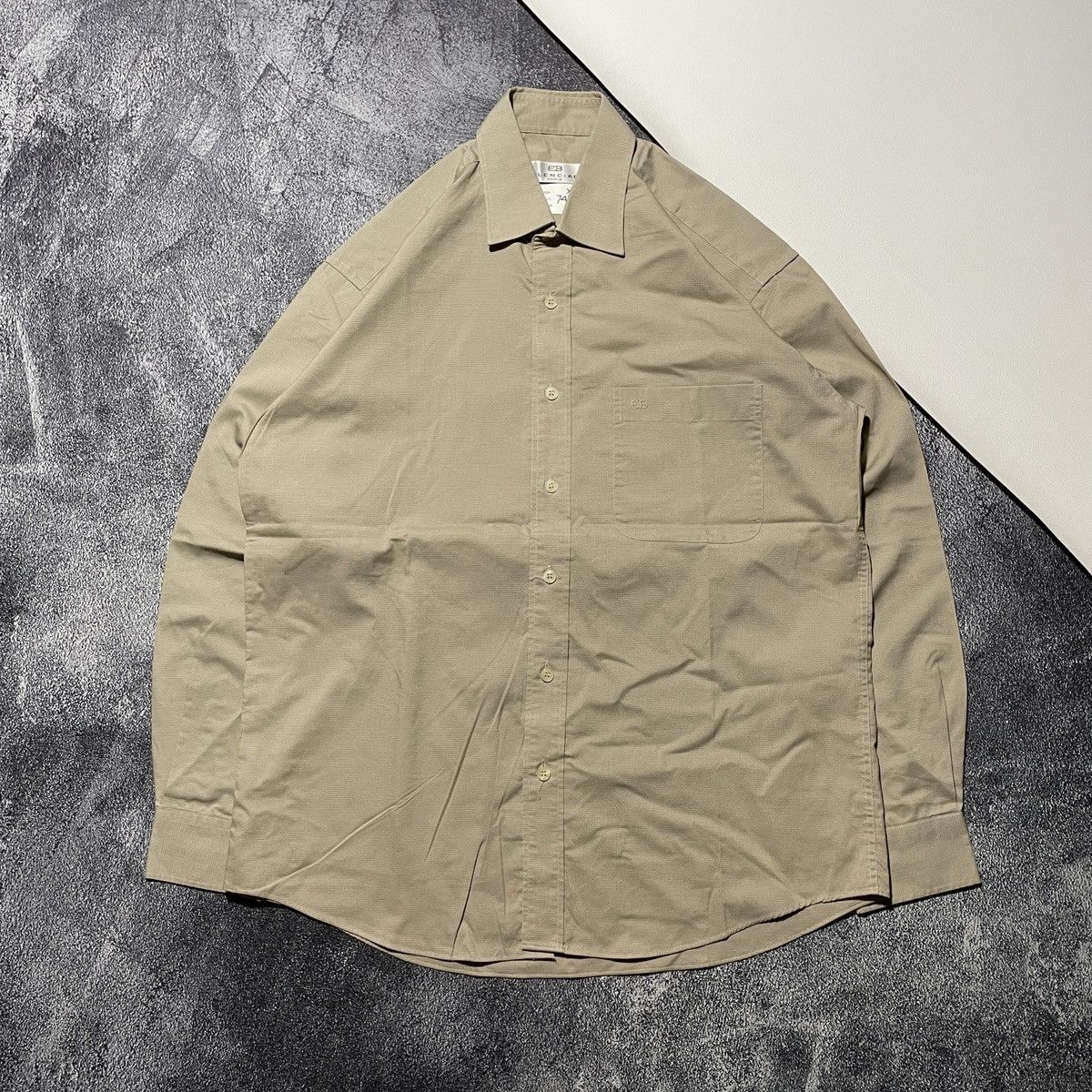 Balenciaga Vintage Balenciaga Shirts BB Embrodiered Size US L / EU 52-54 / 3 - 1 Thumbnail