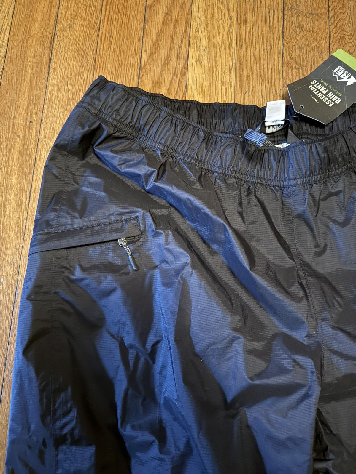 Rei REI Black Rain Pants Size US 34 / EU 50 - 2 Thumbnail