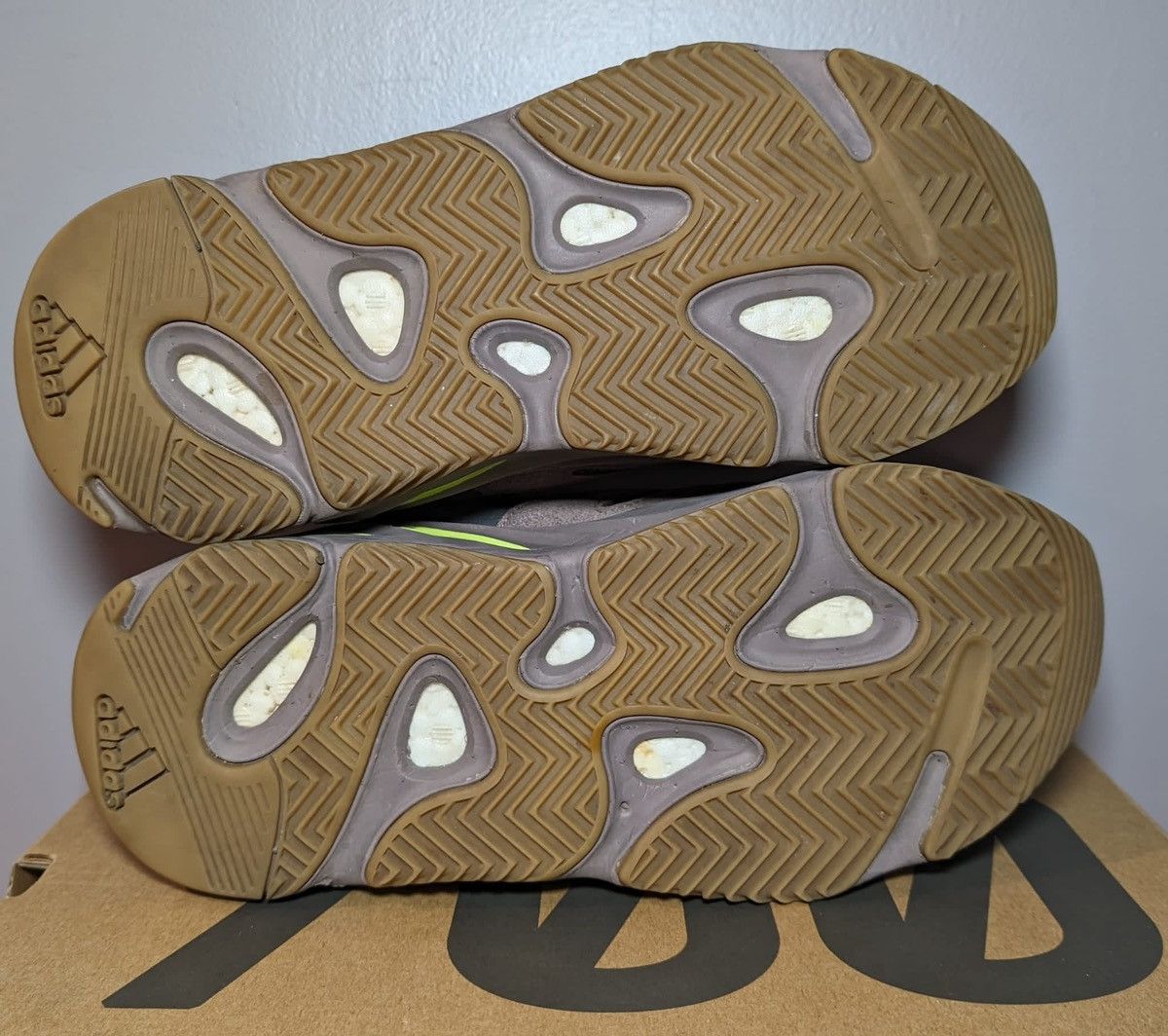 Yeezy Size 9 - adidas Yeezy Boost 700 V1 Mauve Size US 9 / EU 42 - 4 Thumbnail