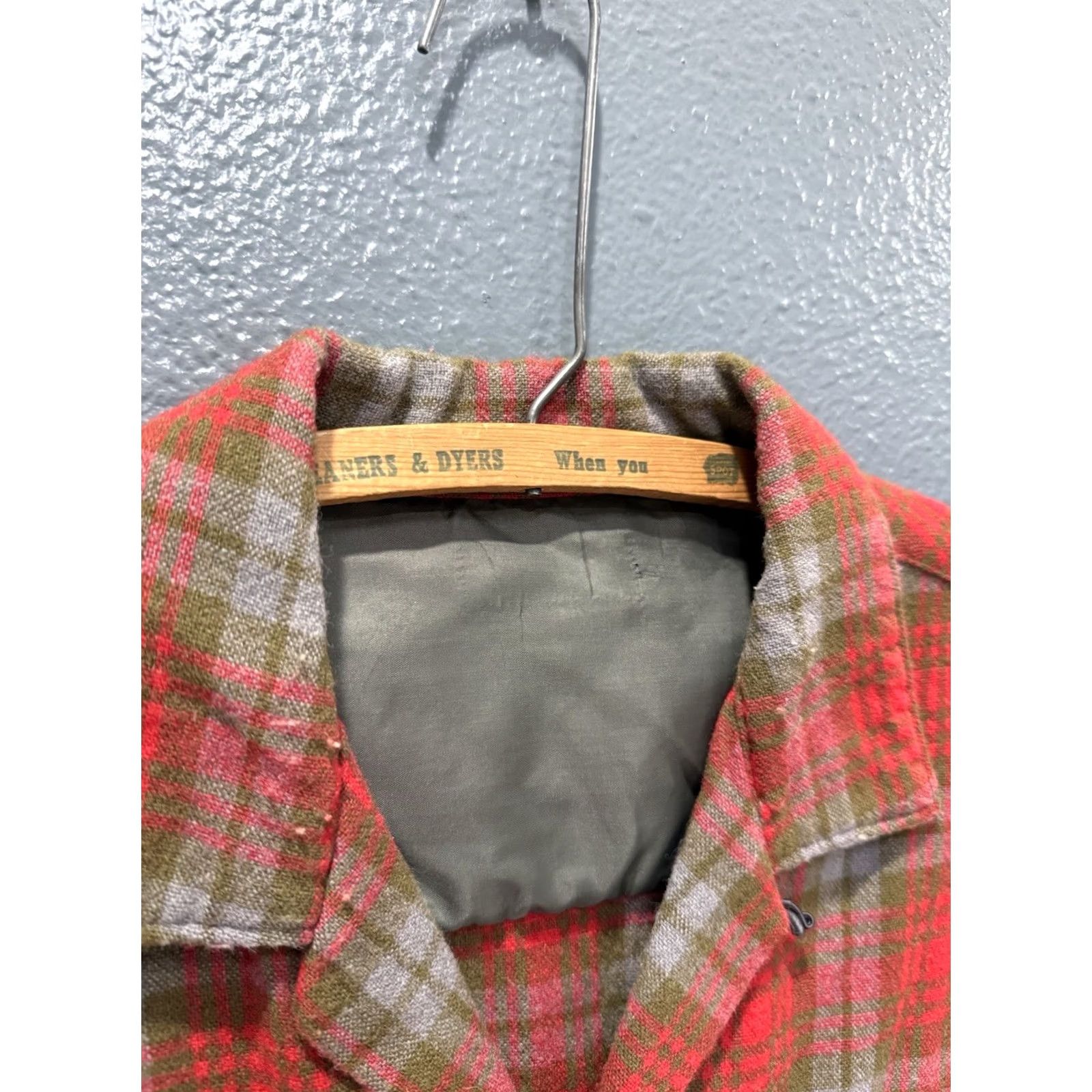 Vintage VINTAGE 60s Wool Shirt Button Up Loop Collar Flannel Large Red Mens Size US L / EU 52-54 / 3 - 2 Thumbnail