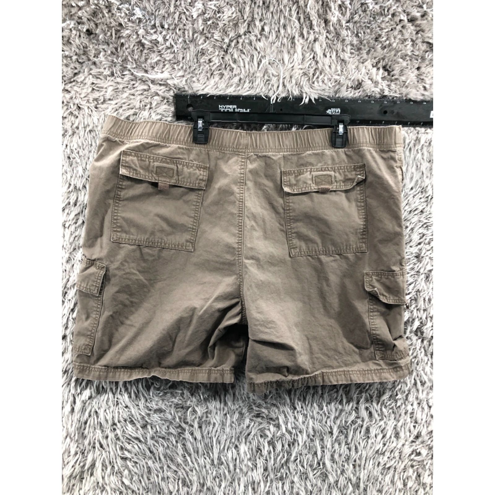 Croft & Barrow Croft & Barrow Cargo Shorts Mens Size 44 Mid Rise Medium Wash Beige Size US 44 / EU 60 - 5 Thumbnail
