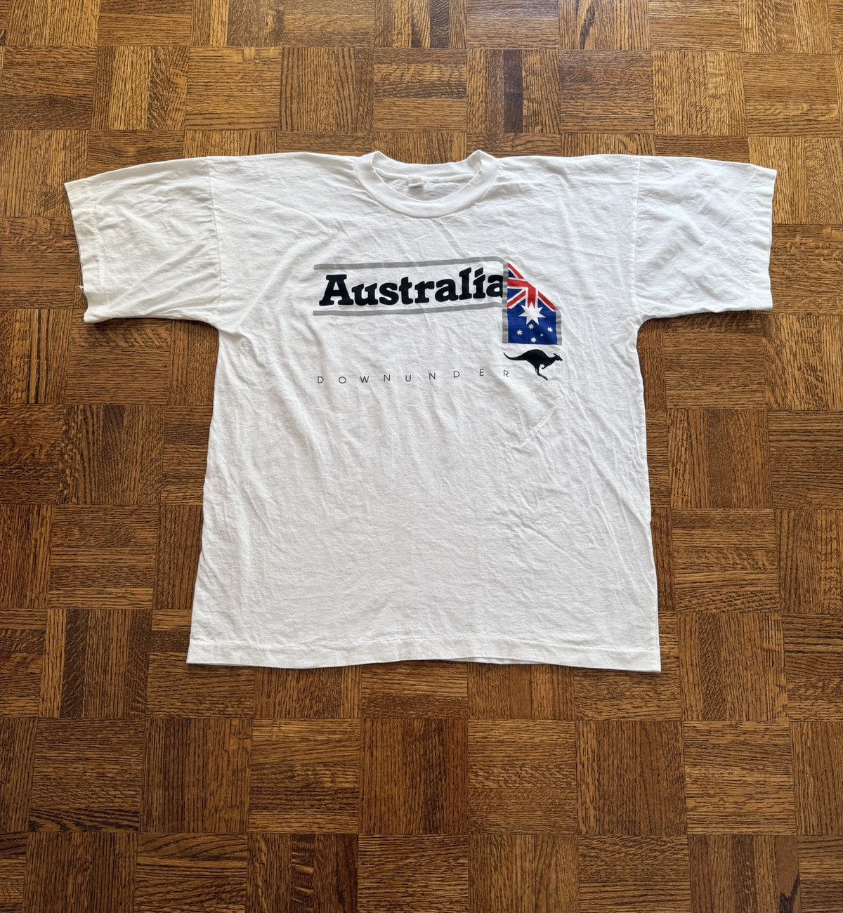 Vintage Vintage 90s Australia Down Under Tourist Graphic Tee Size US L / EU 52-54 / 3 - 1 Thumbnail