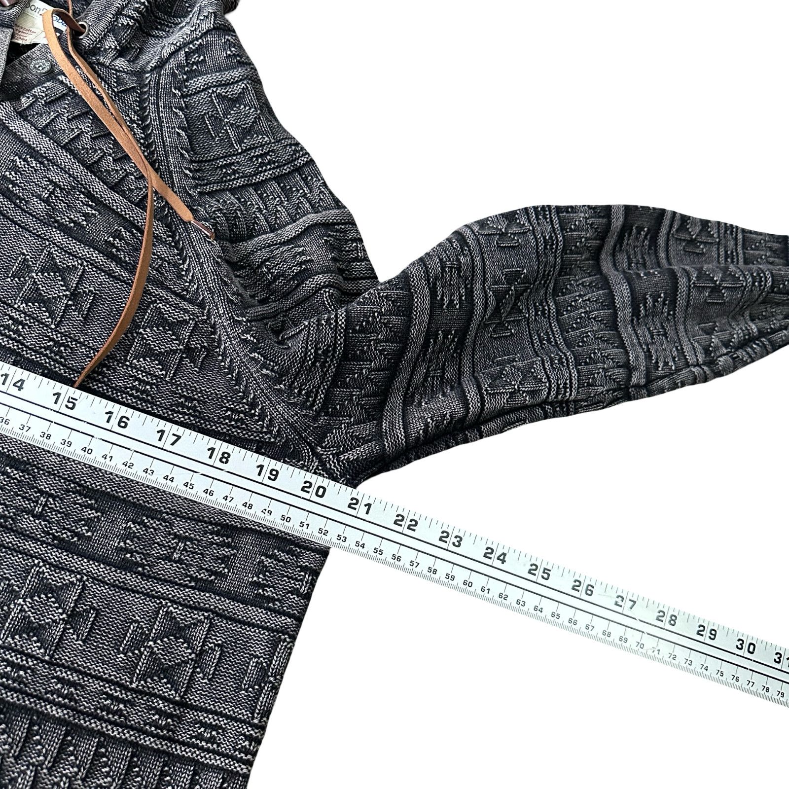 Carbon Carbon 2 Cobalt Hoodie Mens Medium Gray Tribal Aztec Henley Size US M / EU 48-50 / 2 - 7 Thumbnail