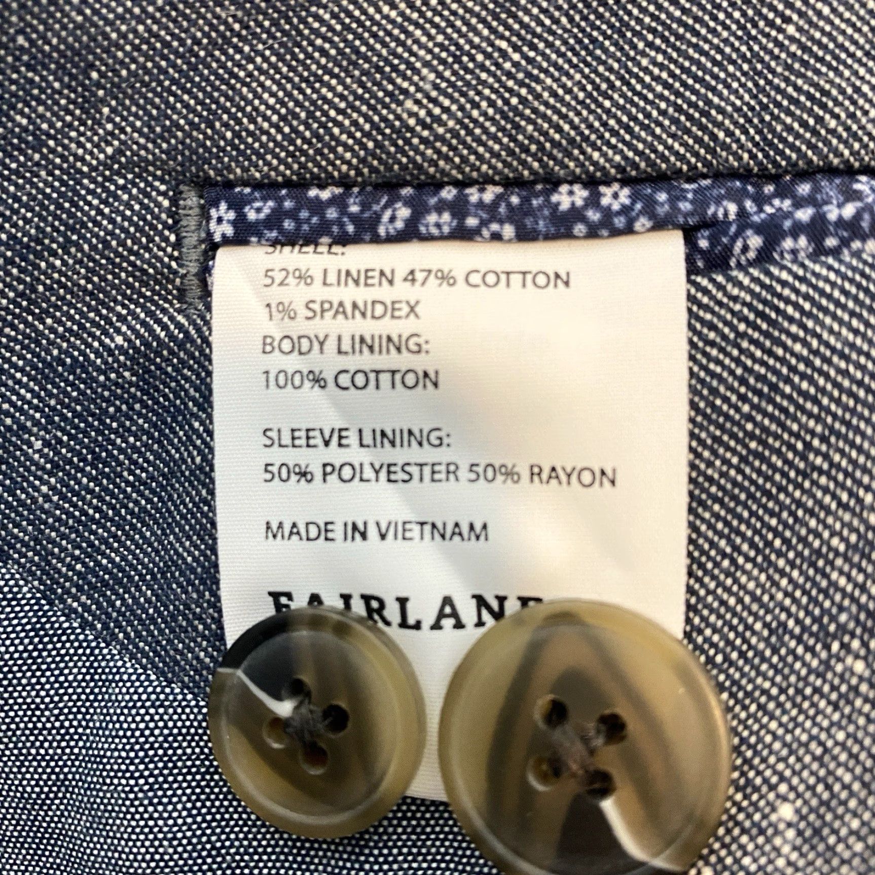 Vintage Fairlane Sport Coat Mens M Blue Linen Blend Two-Button Jacket Regular Fit Short Description: Solid Pattern Size US M / EU 48-50 / 2 - 7 Thumbnail