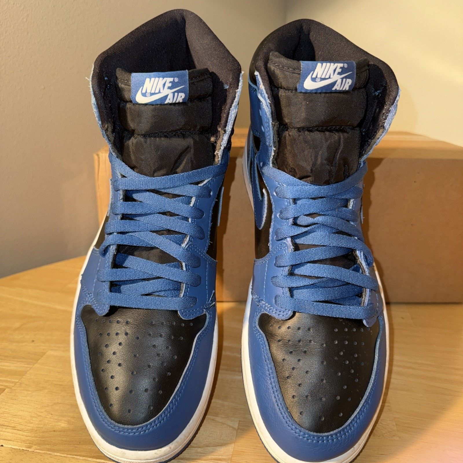 Jordan Brand Air Jordan 1 High OG "Dark Marina Blue" Black Blue555088-404 Size US 12 / EU 45 - 4 Thumbnail