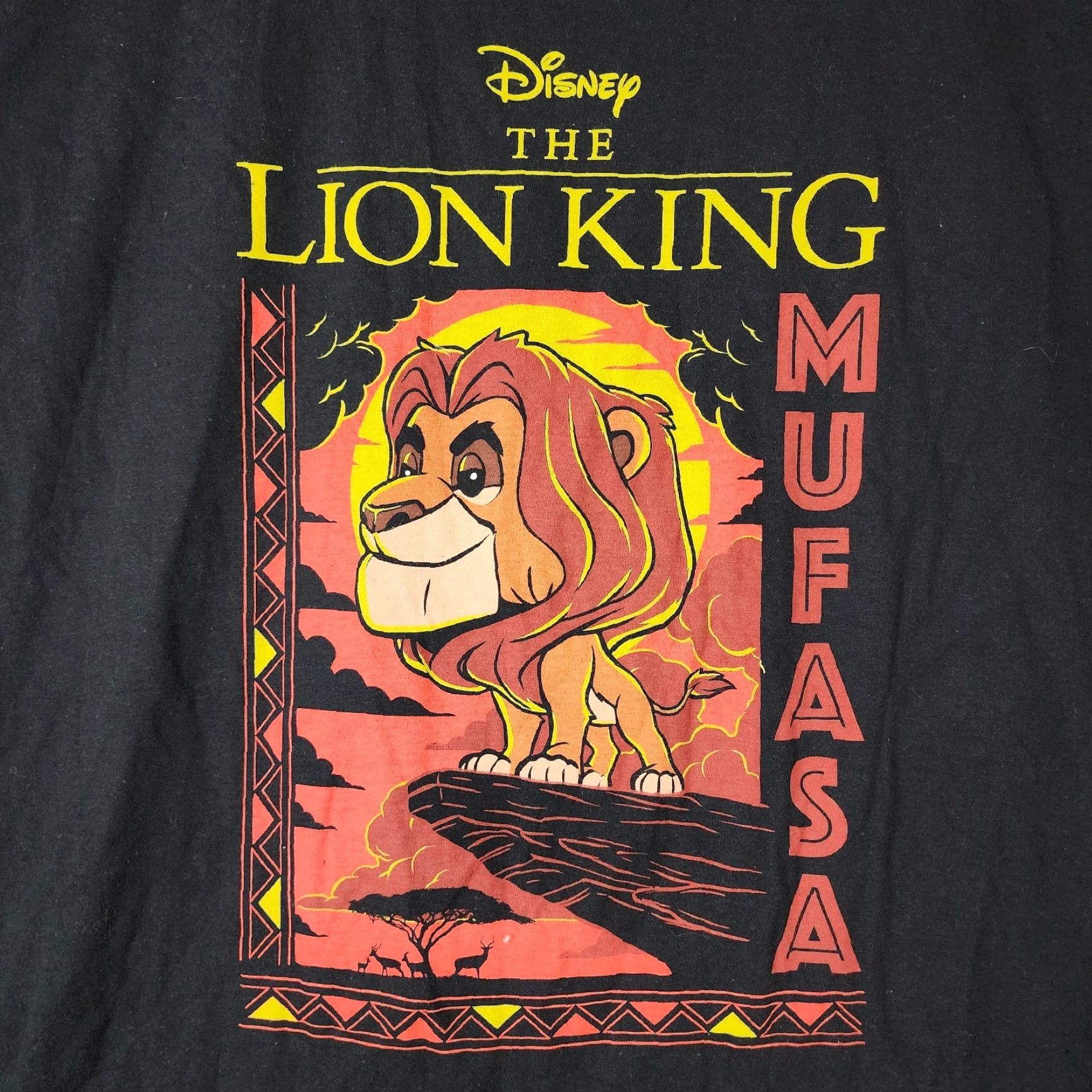 Vintage VINTAGE Pop Tees Lion King Mufasa T-Shirt Men Adult XL Short Sleeve Black Graphic 90s Size US 36 / EU 52 - 2 Thumbnail