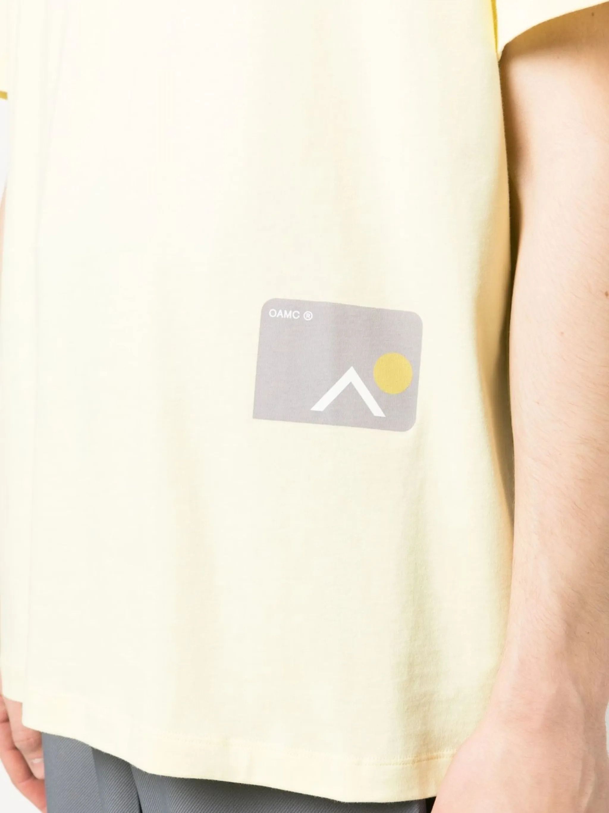 OAMC o1y0225 Logo Crewneck T-Shirt in Yellow Size US XL / EU 56 / 4 - 2 Thumbnail