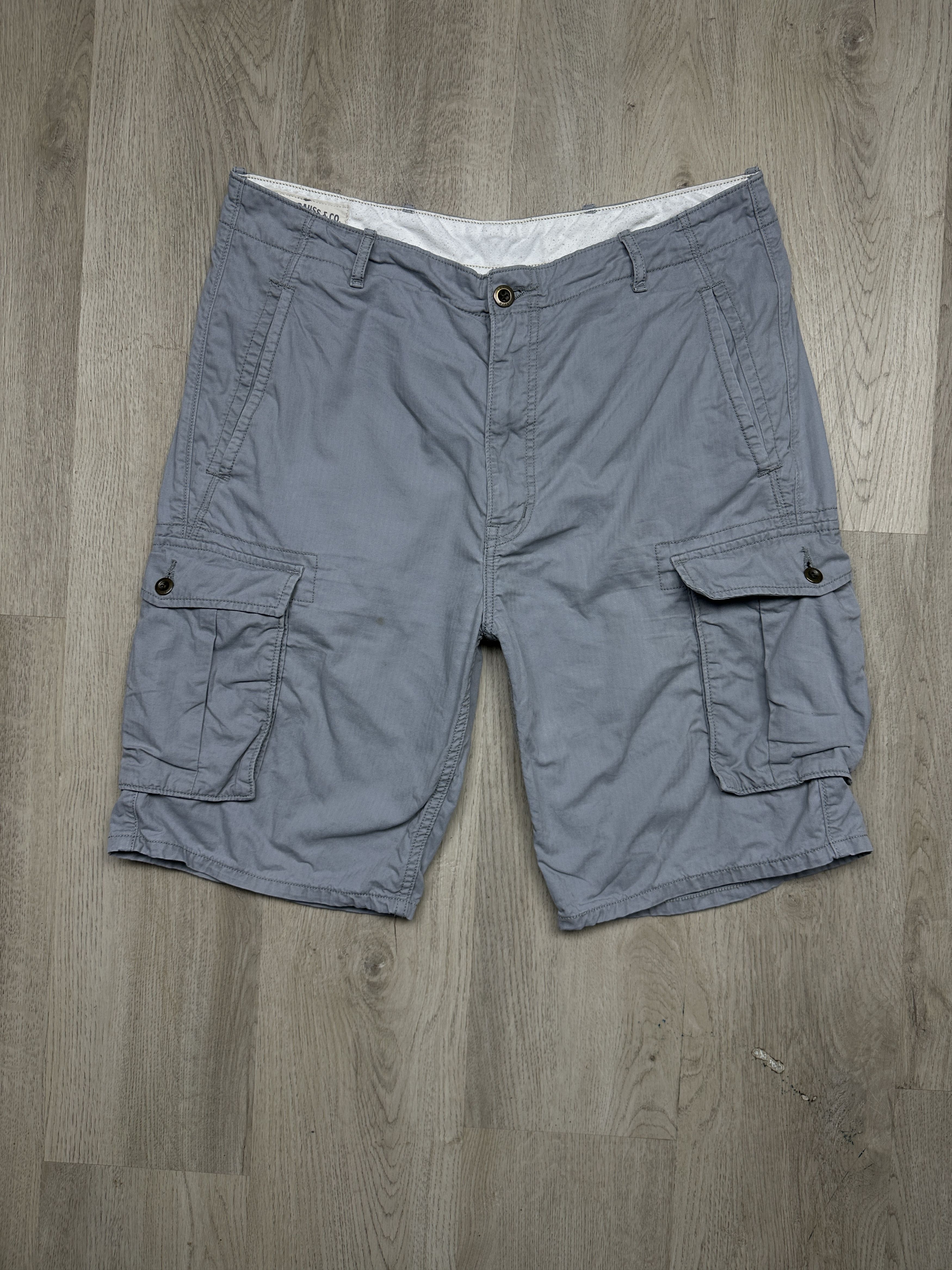 Levi's Levi's Vintage Mens Cargo Shorts Size US 34 / EU 50 - 1 Thumbnail
