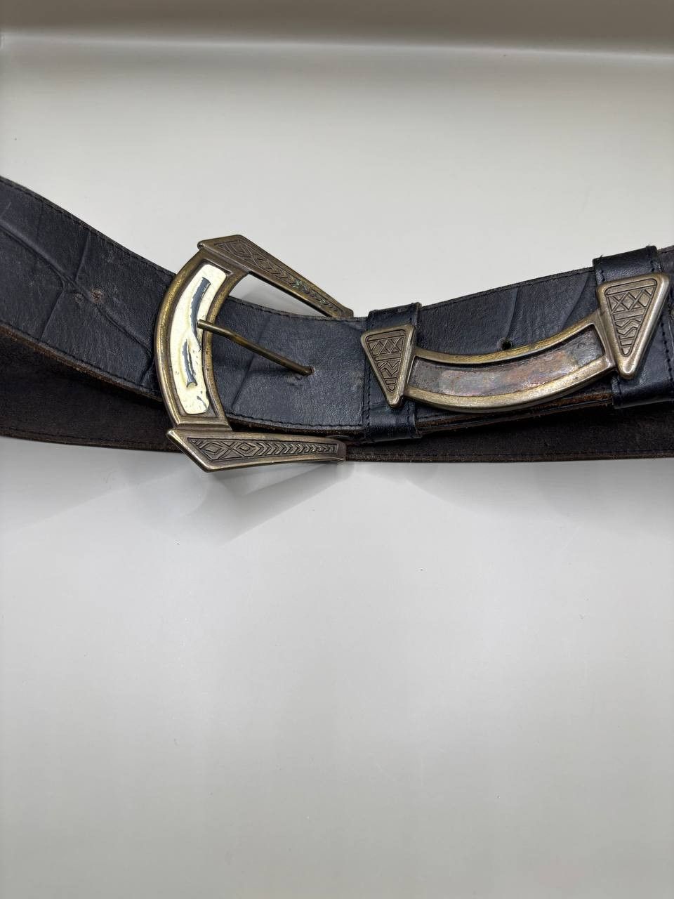 Vintage Vintage Ornate Buckle Croc-Embossed Leather Belt Size ONE SIZE - 10 Thumbnail