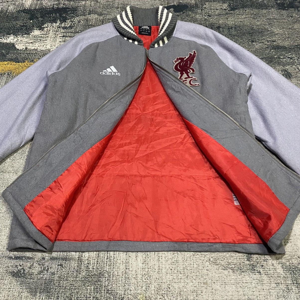 Adidas Liverpool Varsity Jacket Size US L / EU 52-54 / 3 - 11 Thumbnail