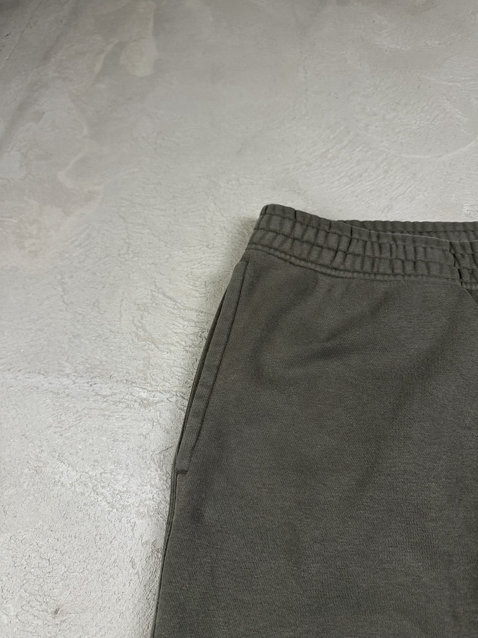 Nike 00s Vintage Nike Swoosh Casual Sweatpants Size US 38 / EU 54 - 4 Thumbnail