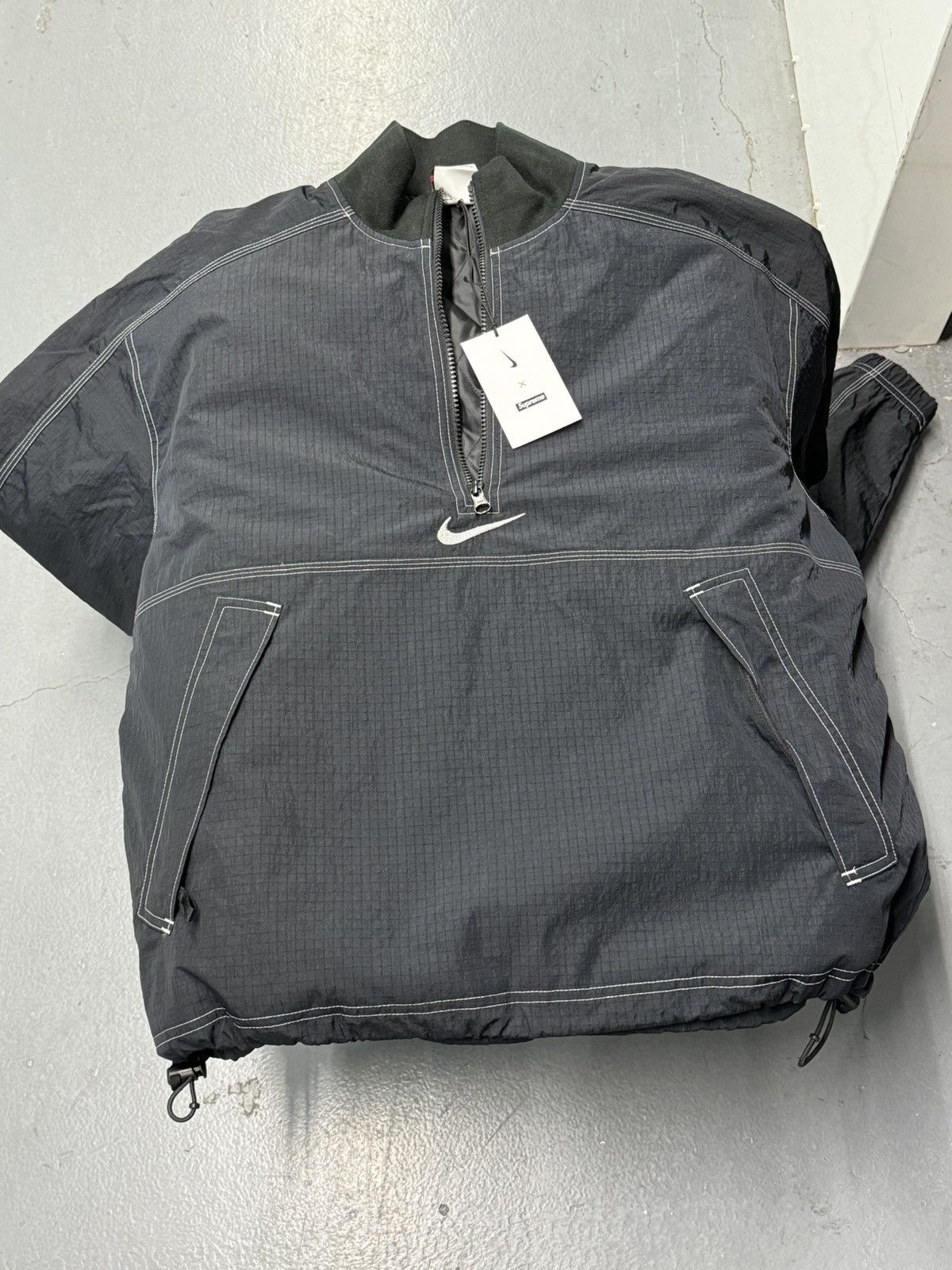 image of Nike Ripstop Pullover Black Size: Small, Men's