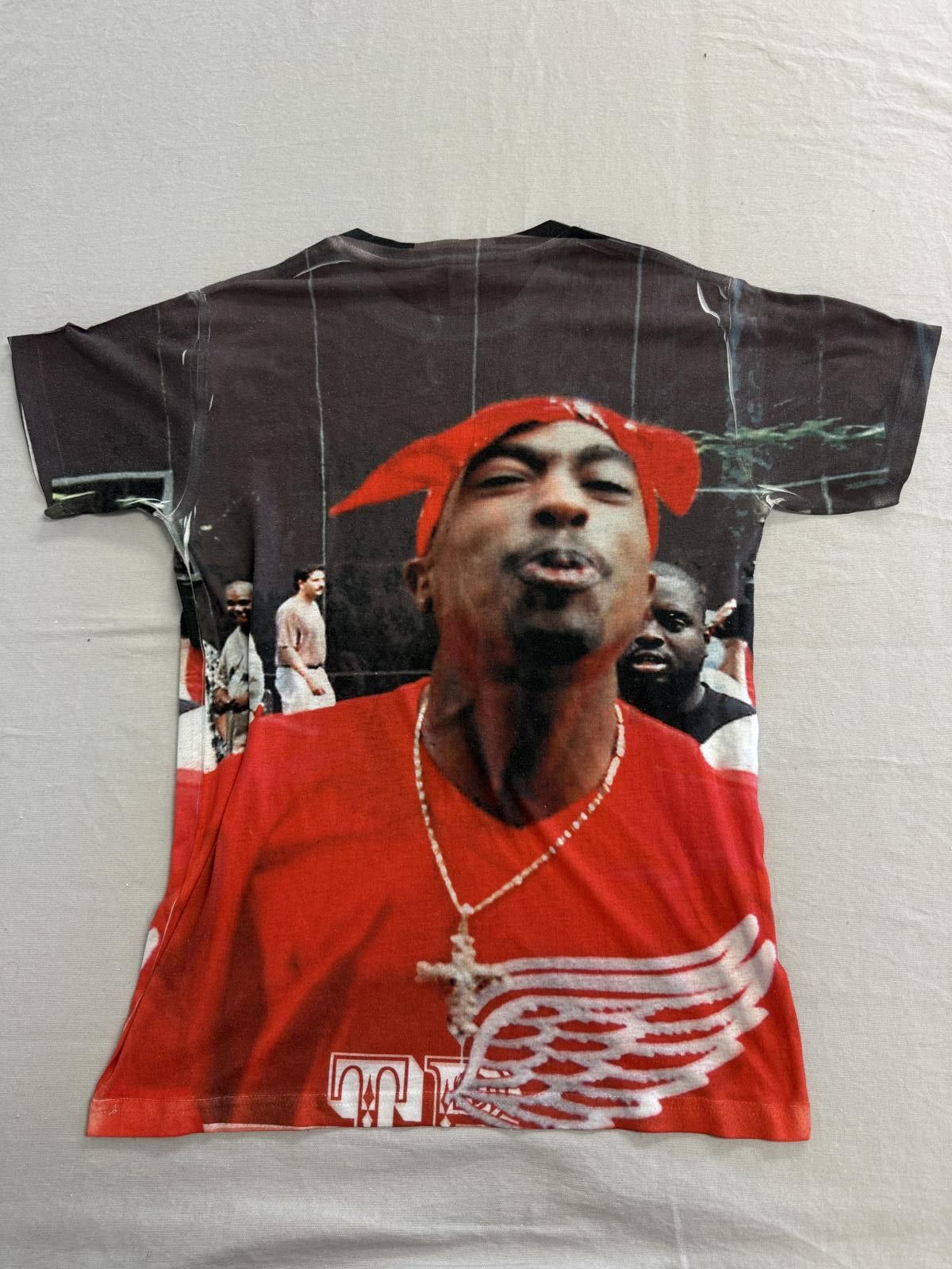 Other Tupac Shakur Spitting T-shirt AOP Red Bandana / Red Wings -S Size US S / EU 44-46 / 1 - 2 Thumbnail