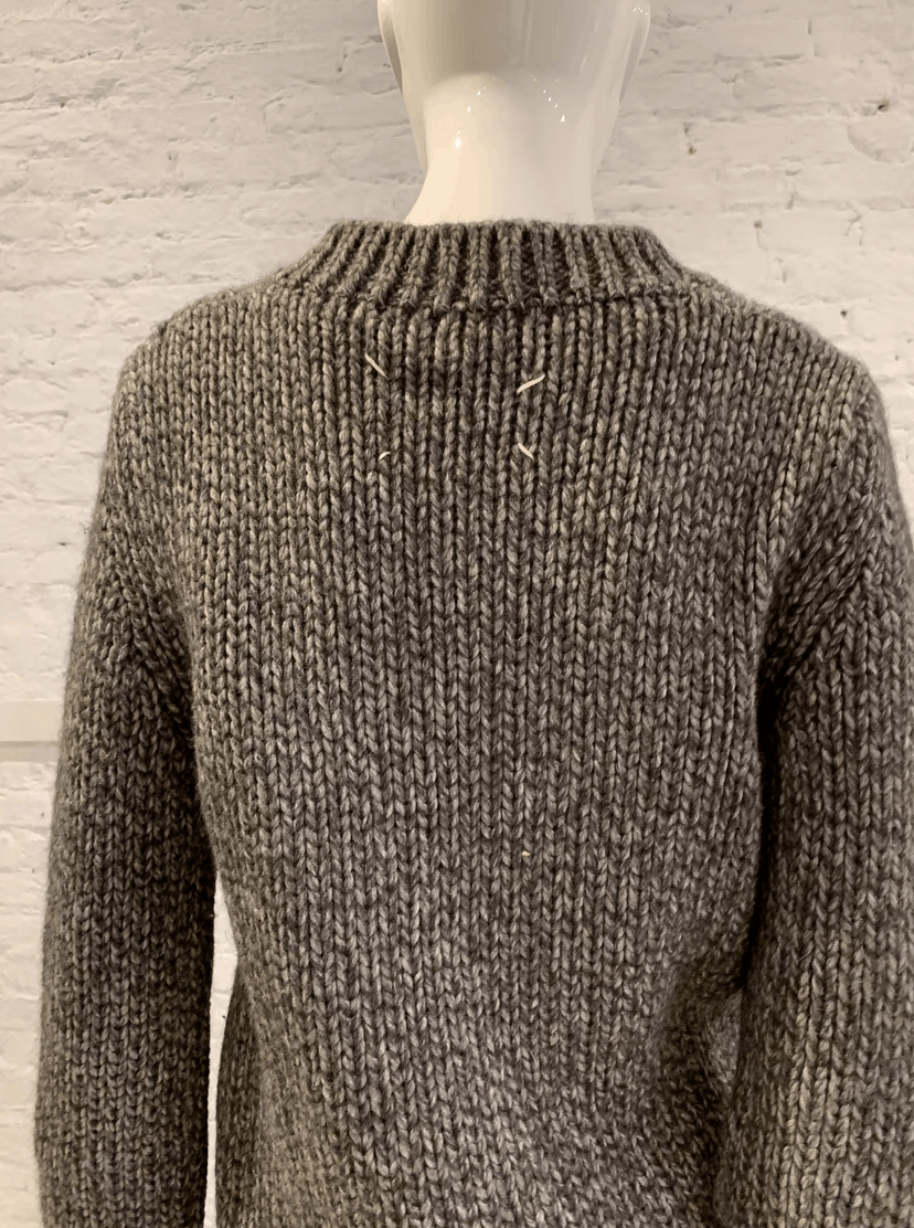 Maison Margiela Maison Martin Margiela 90s Miss Deanna V-neck Knit Sweater Size L / US 10 / IT 46 - 8 Thumbnail