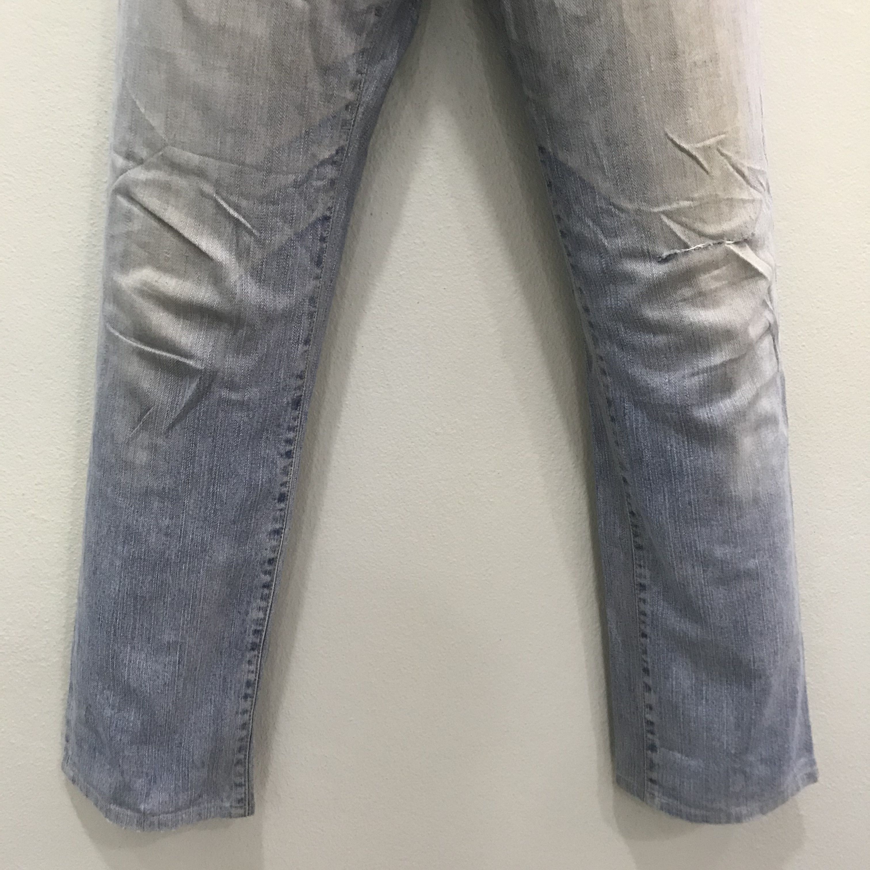 Wrangler Vintage 90's Wrangler Light Wash High Rise Jeans Size US 30 / EU 46 - 4 Thumbnail