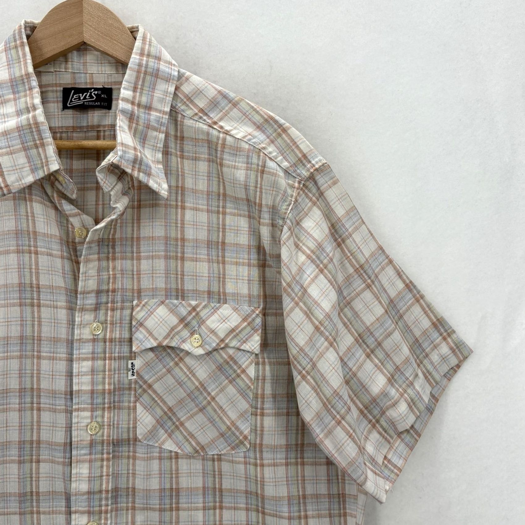 Levi's VINTAGE Levi's Shirt Mens XL Beige Plaid Short Sleeve Button Front USA Western Size US XL / EU 56 / 4 - 2 Thumbnail