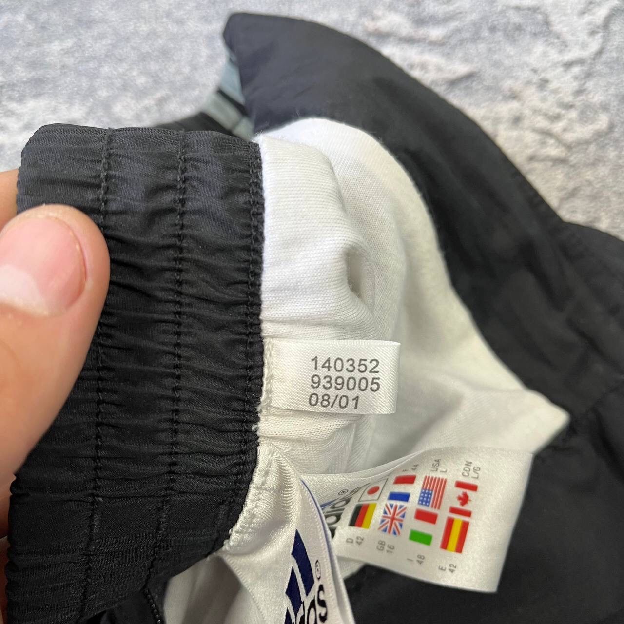 Adidas Vintage 90s Adidas Nylon Windbreaker Track Pants Men's Size US 35 - 3 Thumbnail