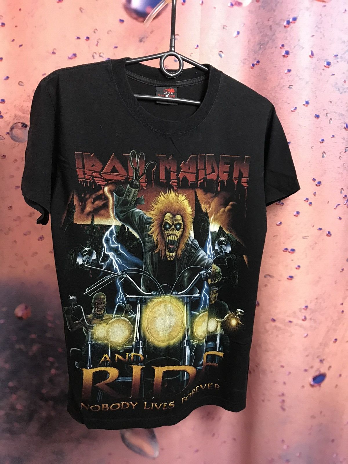 Band Tees Vintage Iron Maiden band rock tee Size US M / EU 48-50 / 2 - 2 Thumbnail