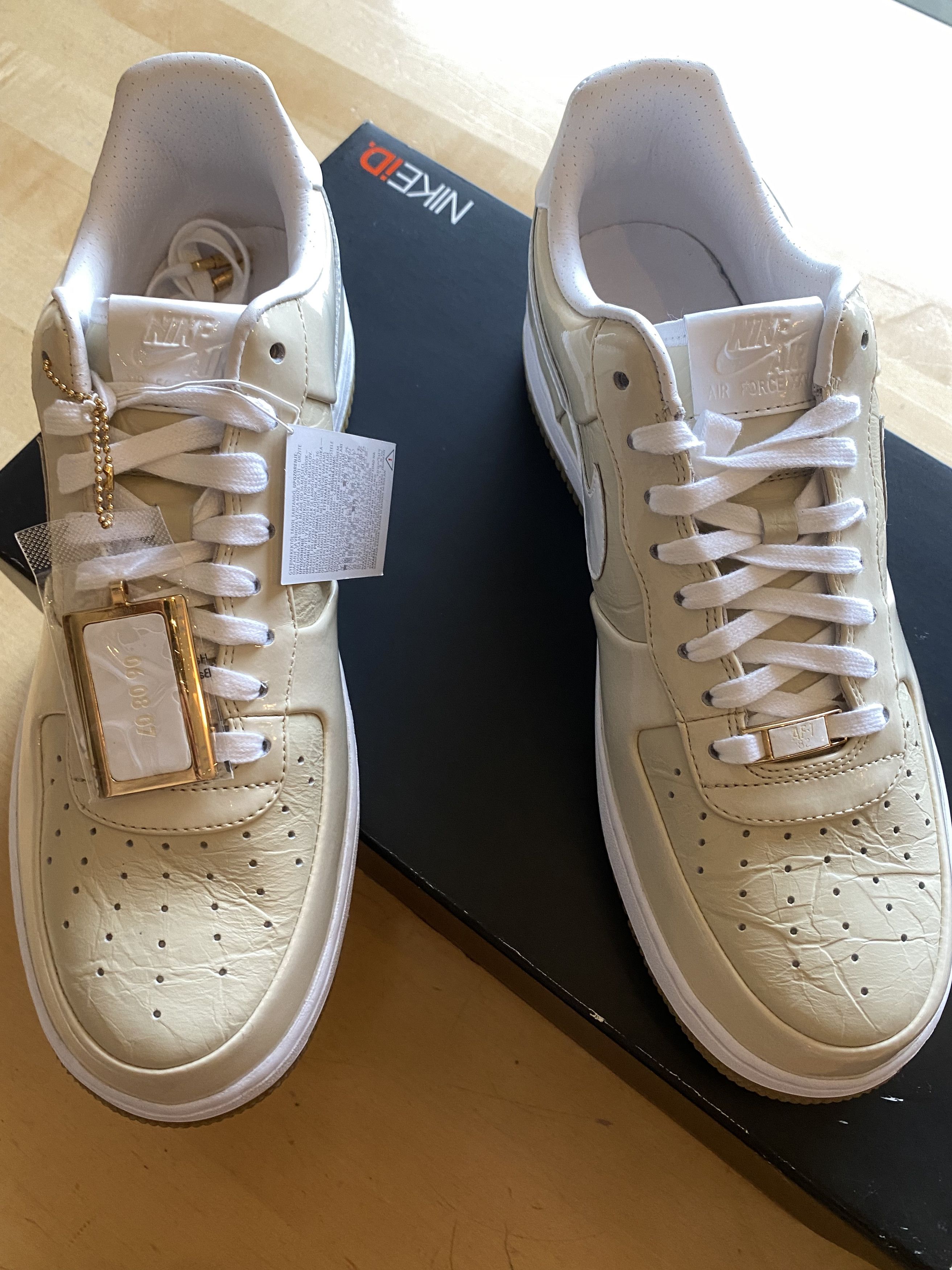Nike AIR FORCE 1 iD studio 255 Size US 11 / EU 44 - 12 Thumbnail