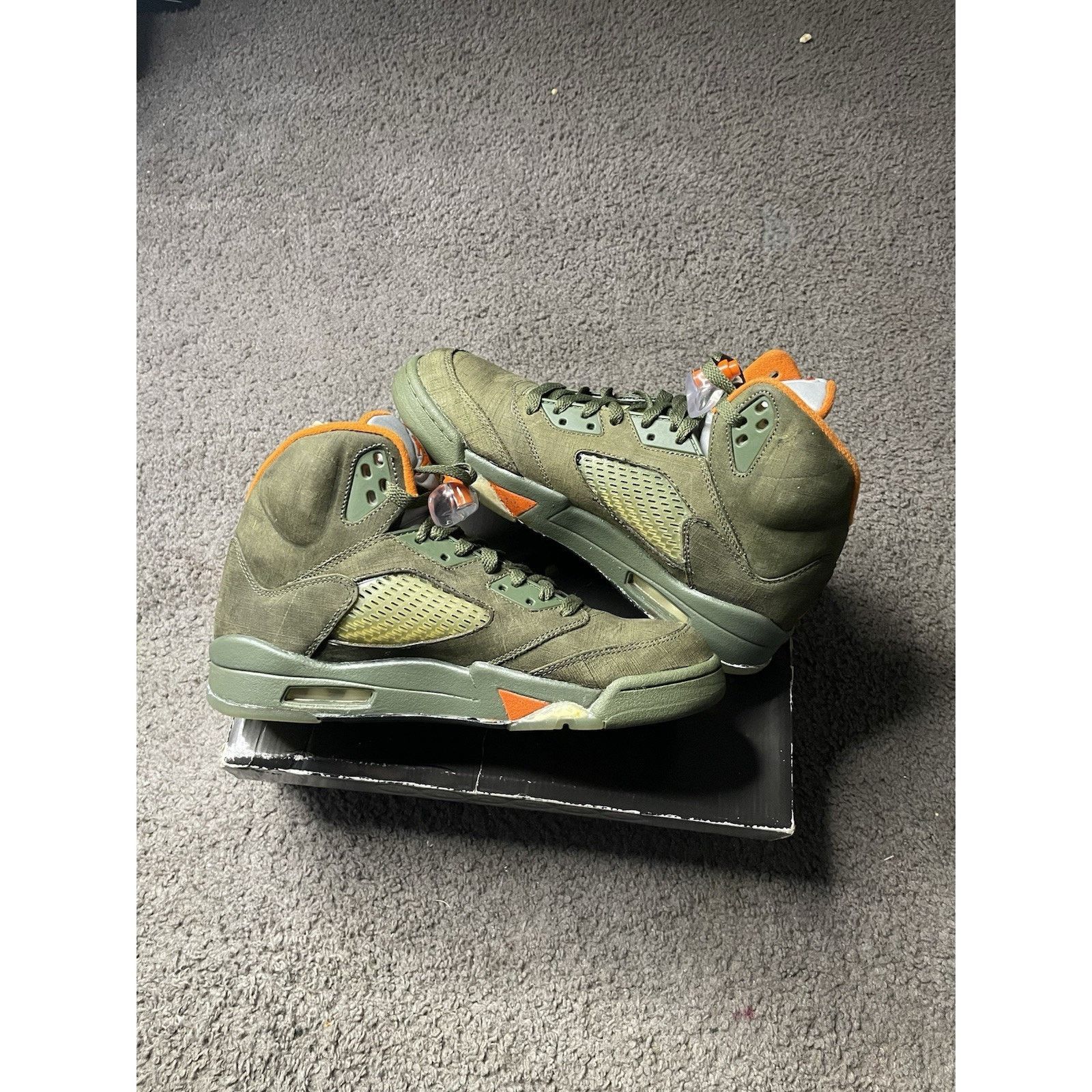 Jordan Brand Size 8.5 - (2006) Air Jordan Retro 5 Olive OG 100% Wearable Size US 8.5 / EU 41-42 - 3 Thumbnail