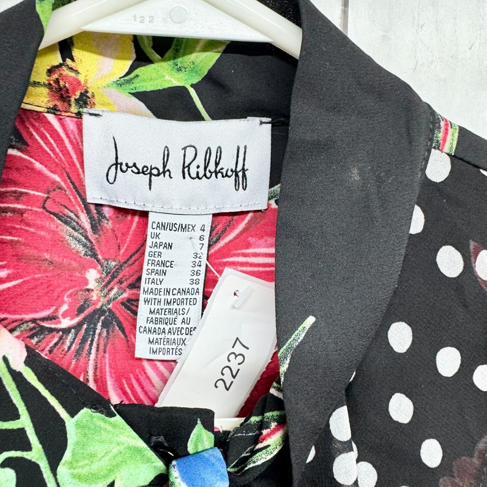 Joseph Ribkoff Joseph Ribkoff Size 4 Floral Button Down Short Sleeve Shirt Size S / US 4 / IT 40 - 2 Thumbnail