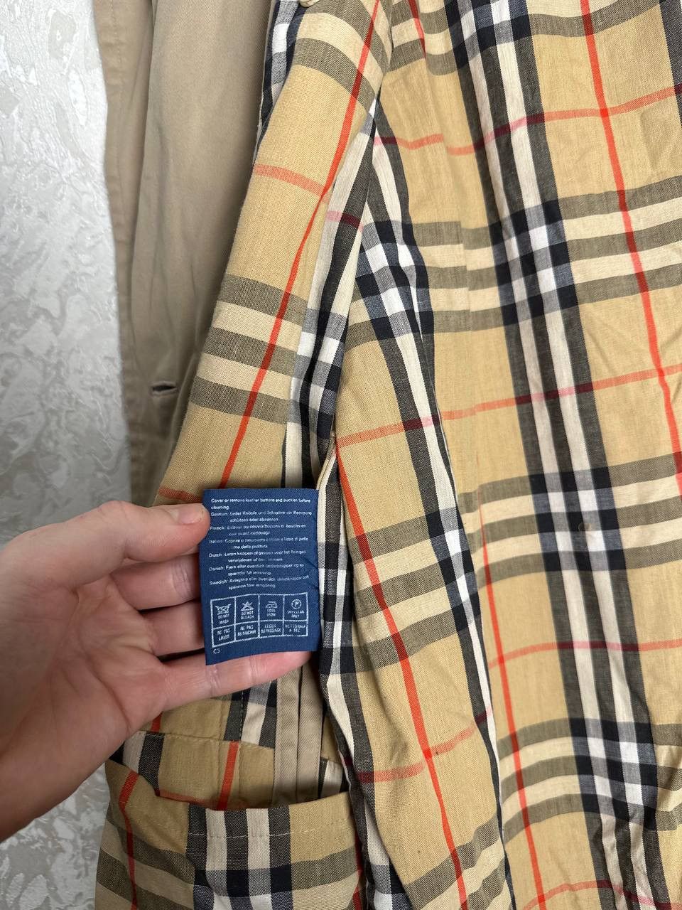 Burberry Vintage 1990s Burberrys Nova Check Trench Coat Size 48 REG Size US M / EU 48-50 / 2 - 11 Thumbnail