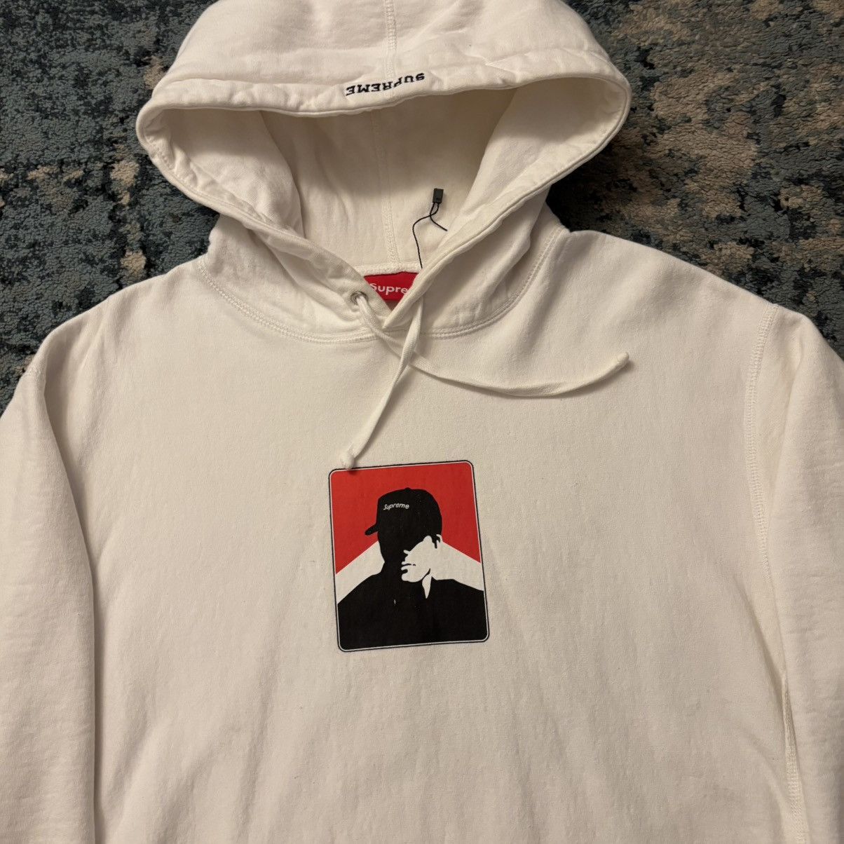 Supreme Supreme Portrait Men's White Hooded Sweatshirt Size Medium Size US M / EU 48-50 / 2 - 3 Thumbnail