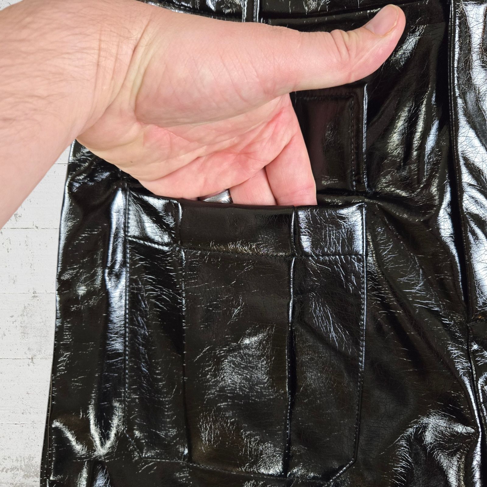 Other Black Patent Faux Leather Utility Shorts Size Small Size 26" / US 2 / IT 38 - 3 Thumbnail