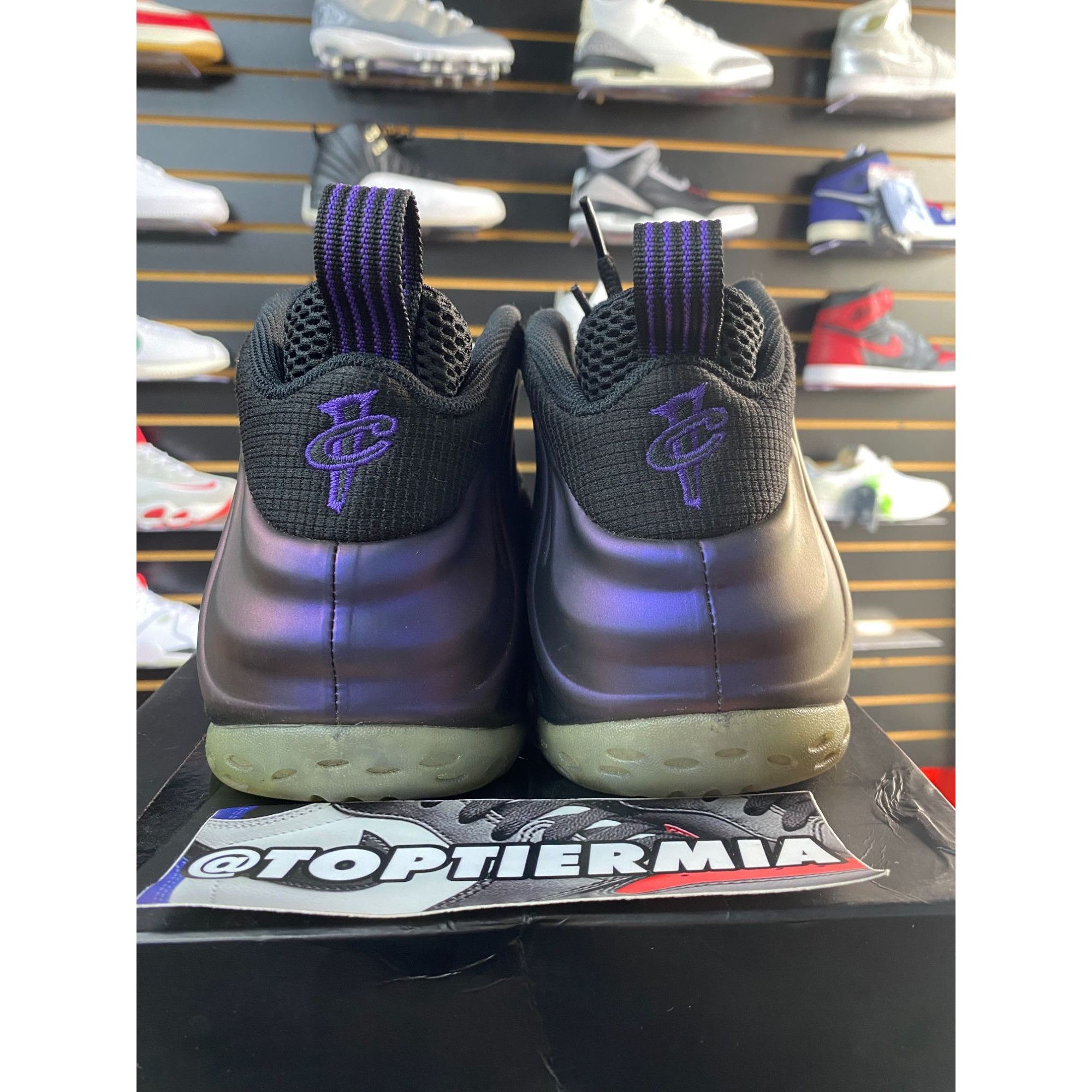 Nike FOAMPOSITE EGGPLANT 2017 SZ 10.5 Size US 10.5 / EU 43-44 - 4 Thumbnail