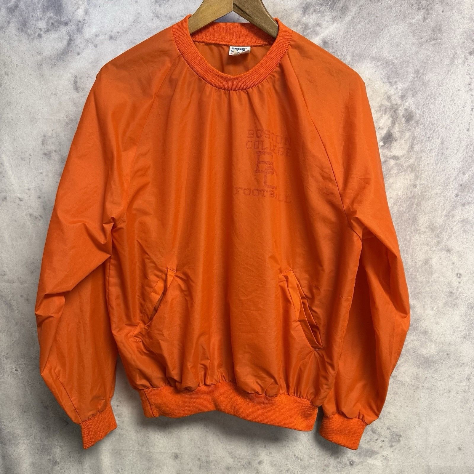 Vintage Vintage 80s Boston College Football Windbreaker Jacket M Size US M / EU 48-50 / 2 - 2 Thumbnail