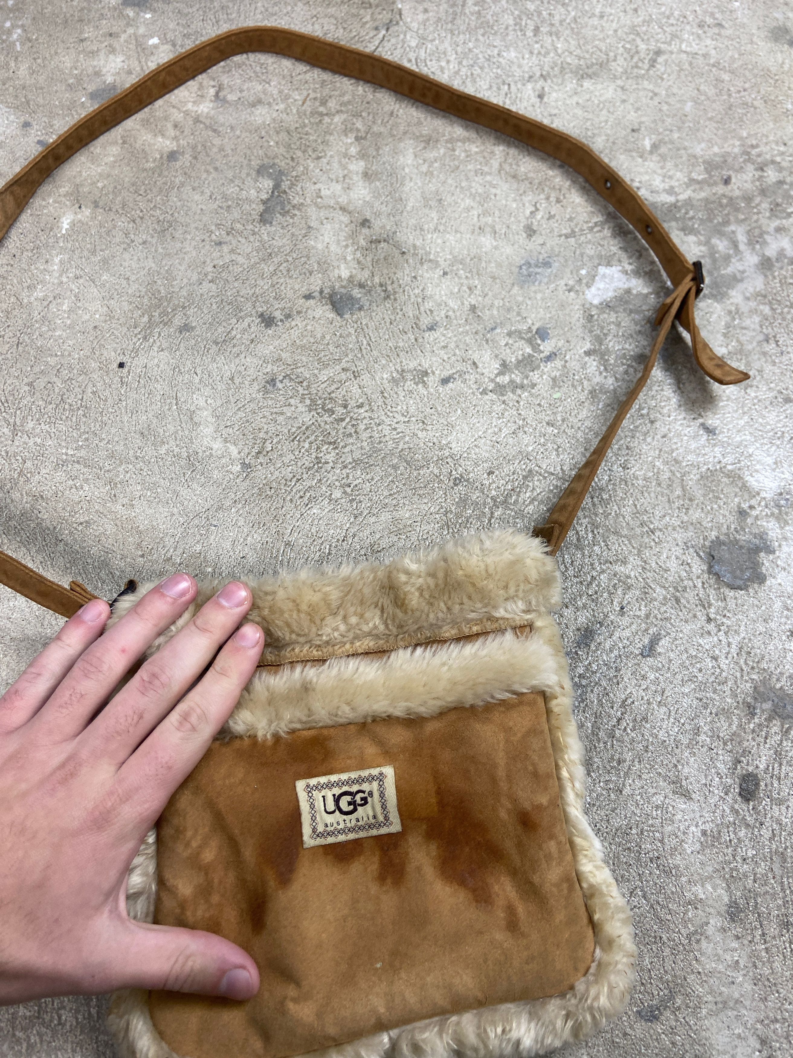 Ugg × Vintage UGG CROSSBODY Y2K RARE FADED LEATHER BAG 1990s - LOT № 6006 Size ONE SIZE - 2 Thumbnail